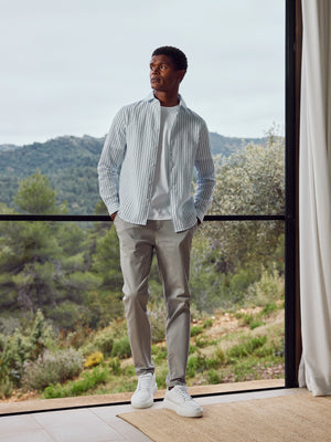 Resort Stripe Seersucker Shirt in White