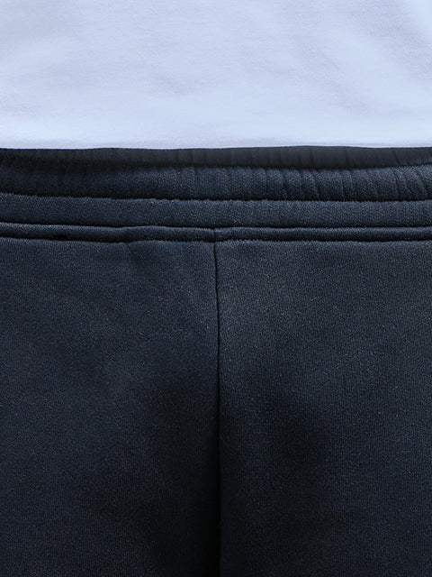 Relaxed Fit Jogger in Black