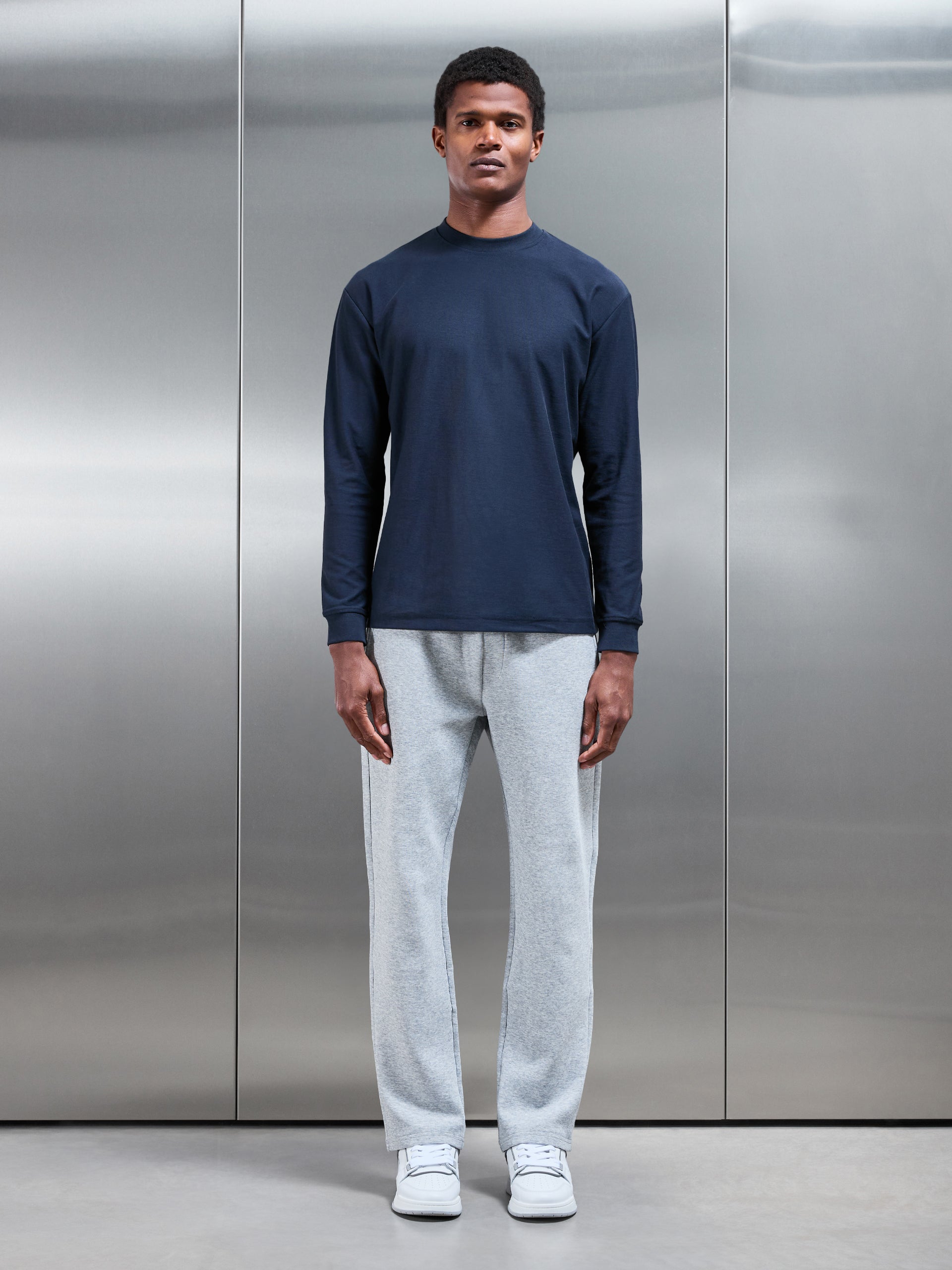 Relaxed Fit Long Sleeve T-Shirt in Navy