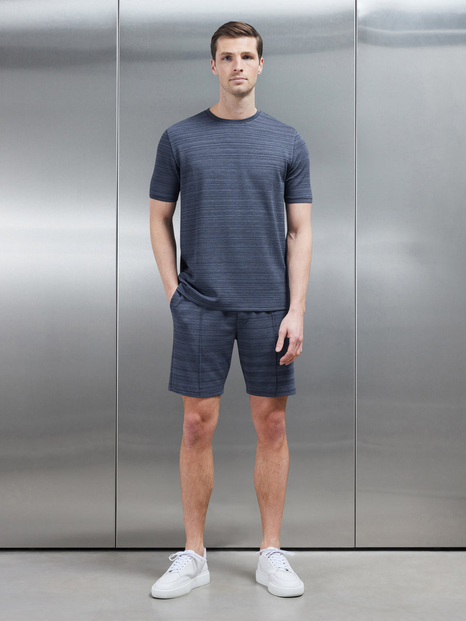 Sacra Short in Navy