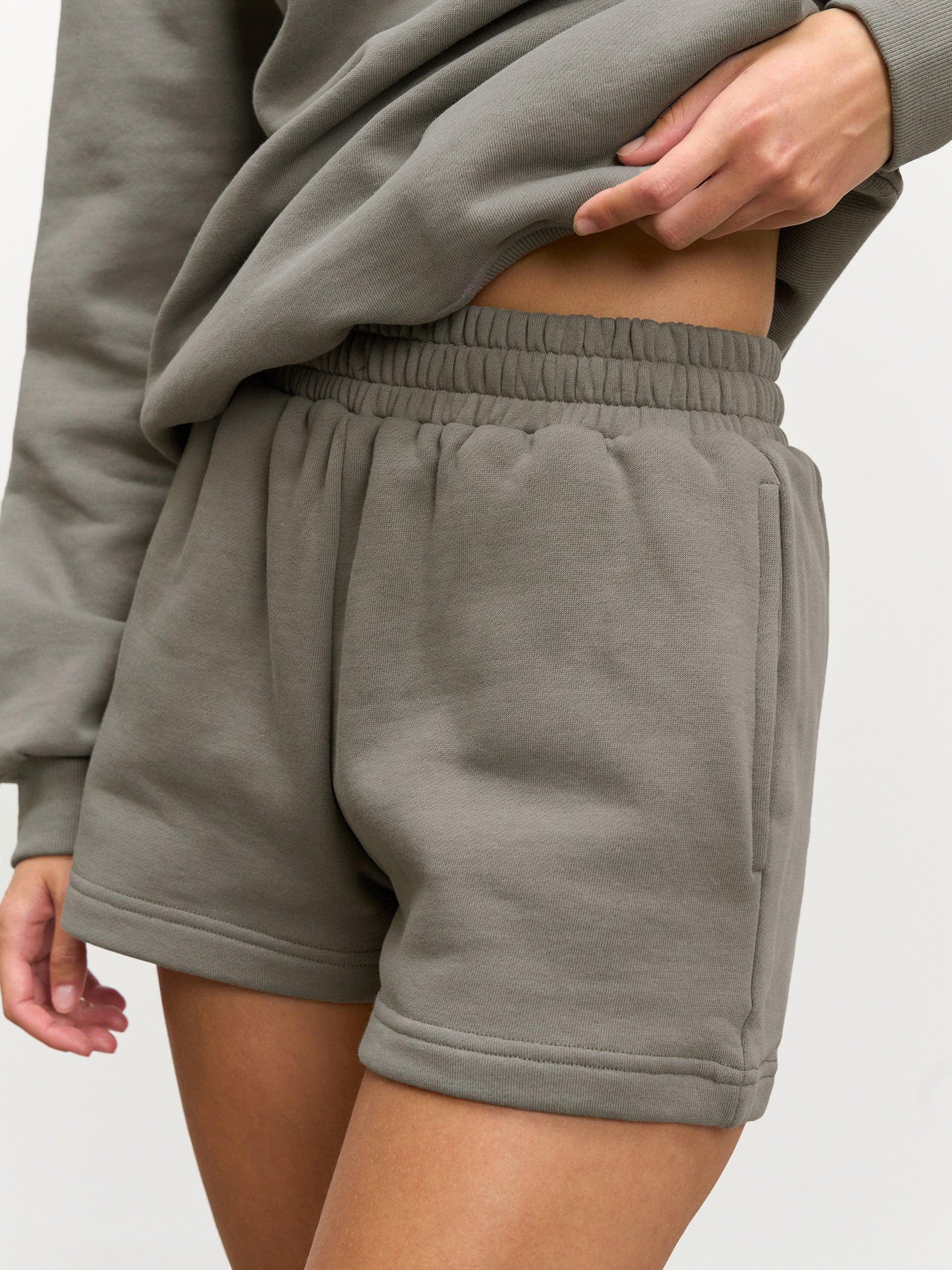 Womens Relaxed Jersey Short in Sage