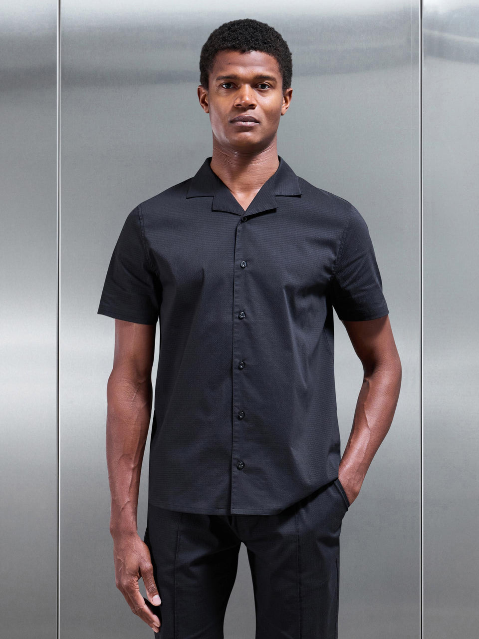 Seersucker Revere Collar Shirt in Black