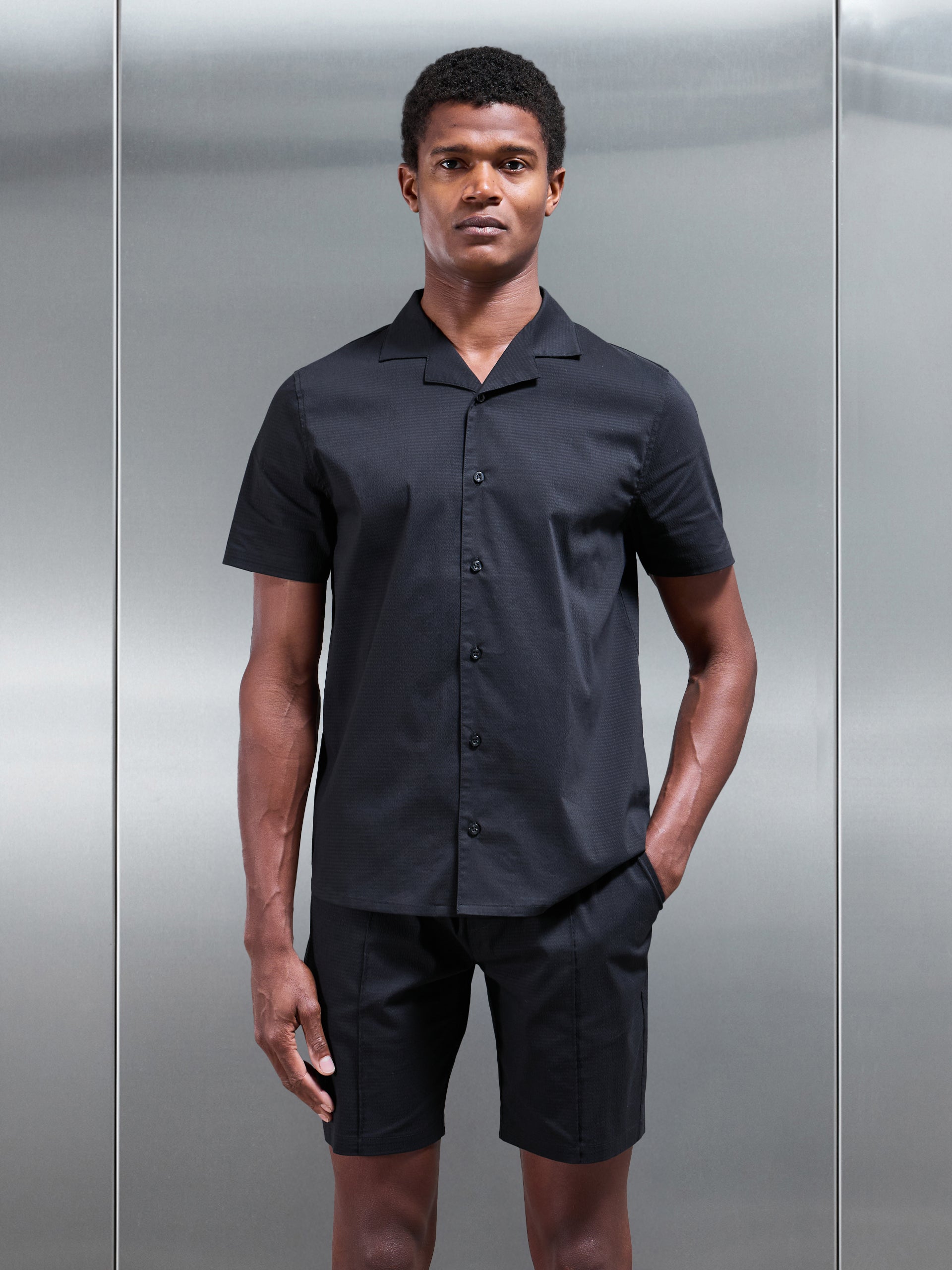 Seersucker Revere Collar Shirt in Black