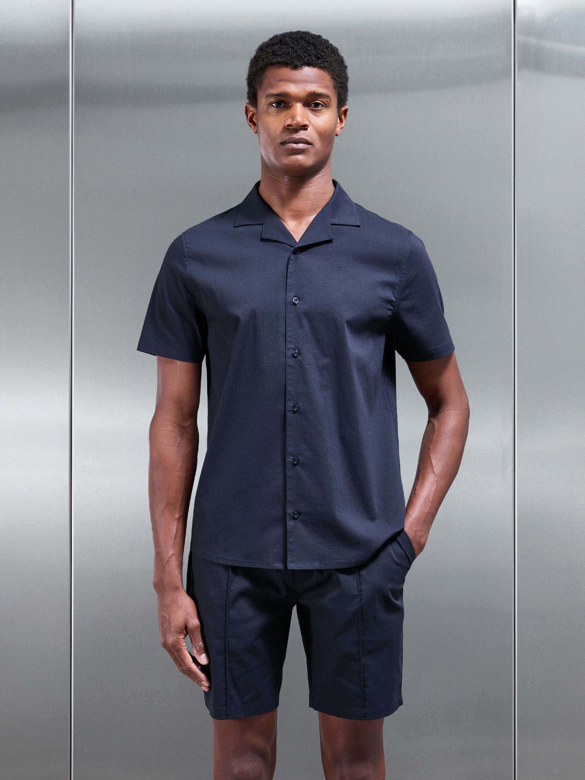 Seersucker Revere Collar Shirt in Navy