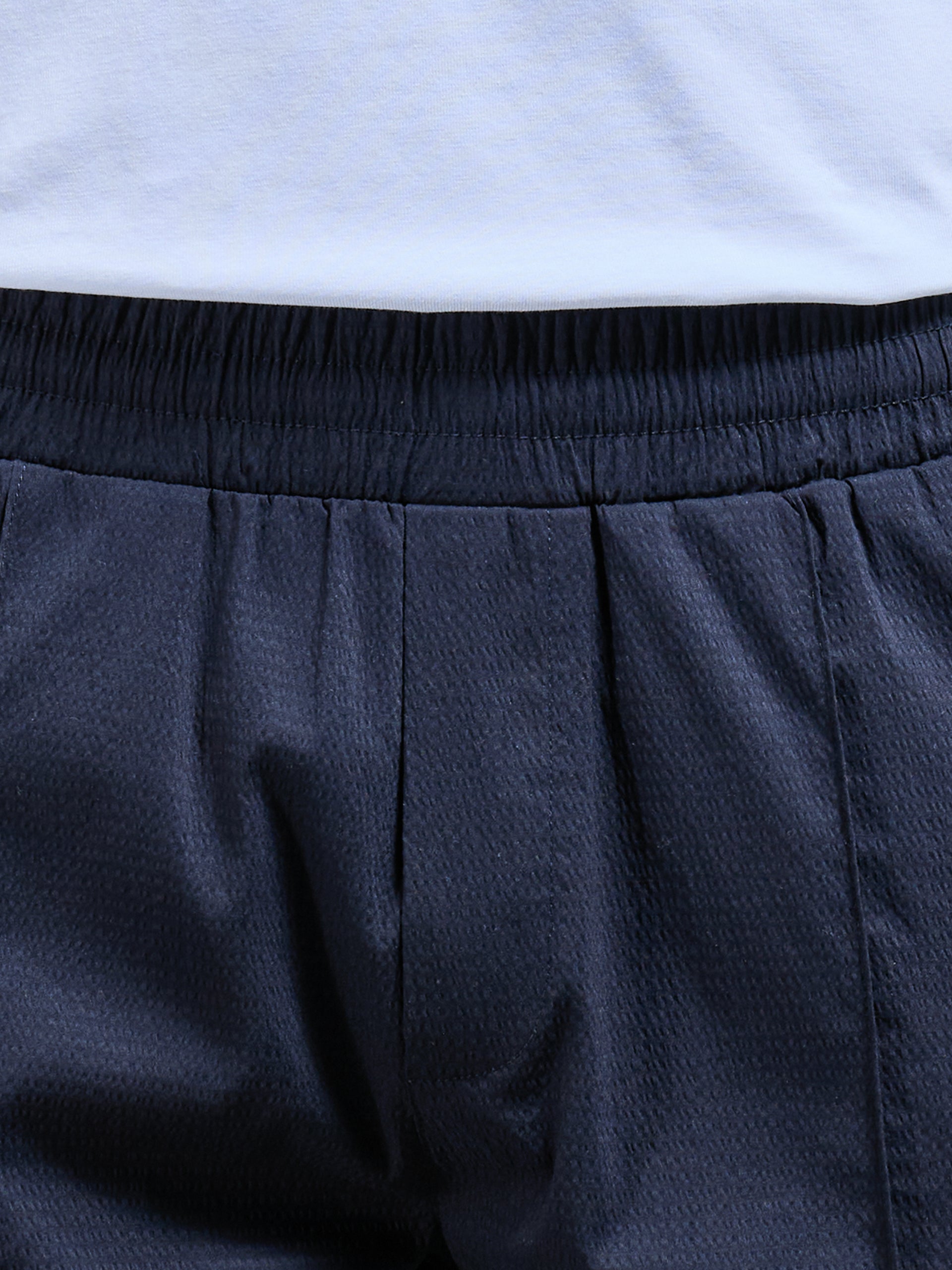 Seersucker Short in Navy