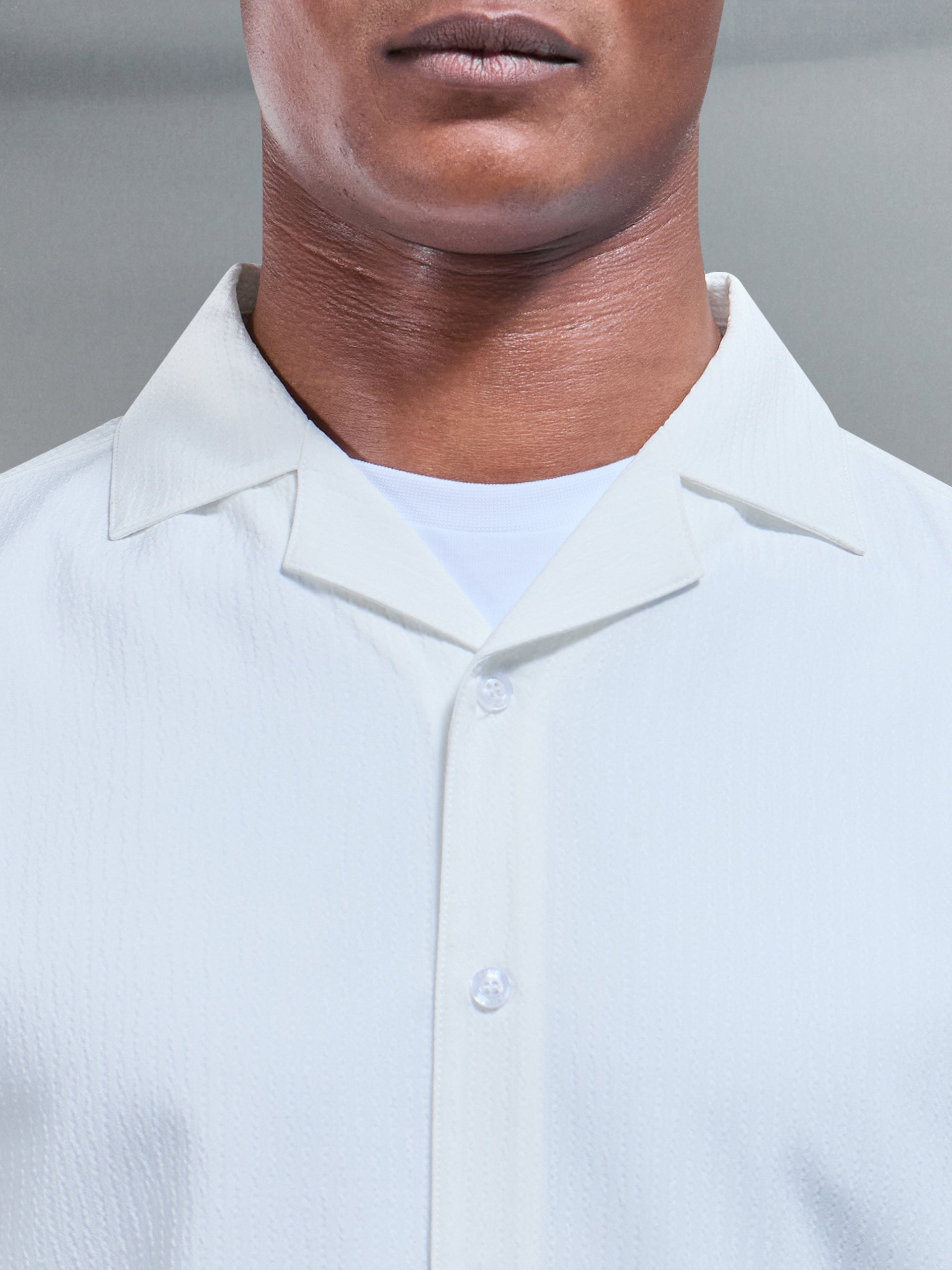Seersucker Stripe Revere Collar Shirt in White