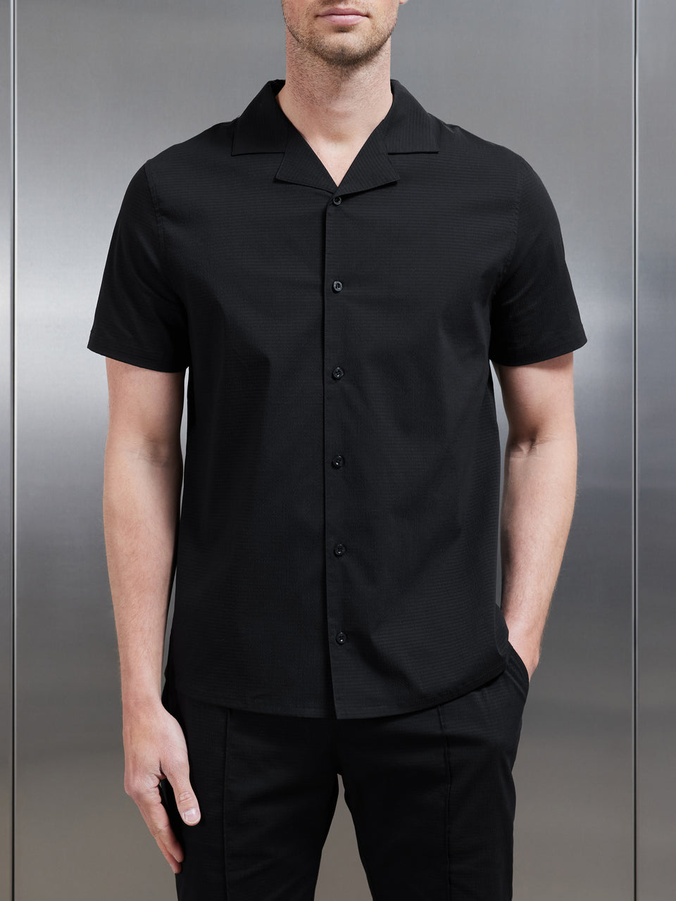 Seersucker Revere Collar Shirt in Black