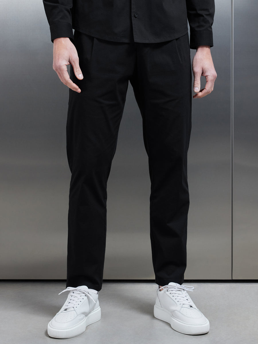 Seersucker Trouser in Black