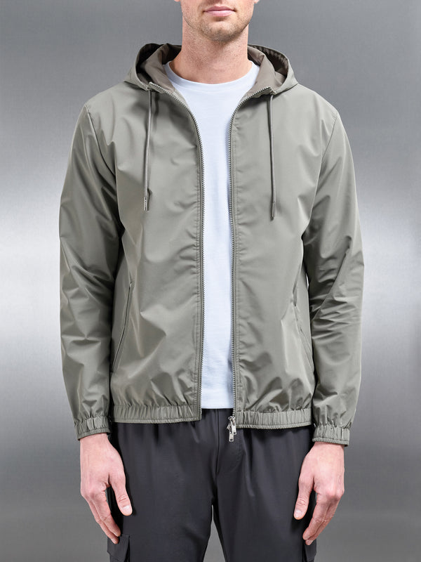 Shell Windbreaker in Olive