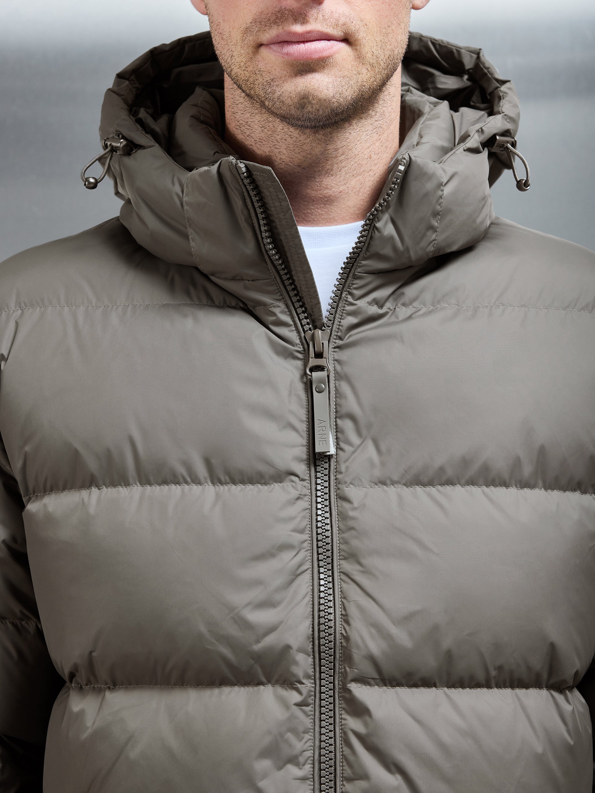 Short Down Jacket in Olive