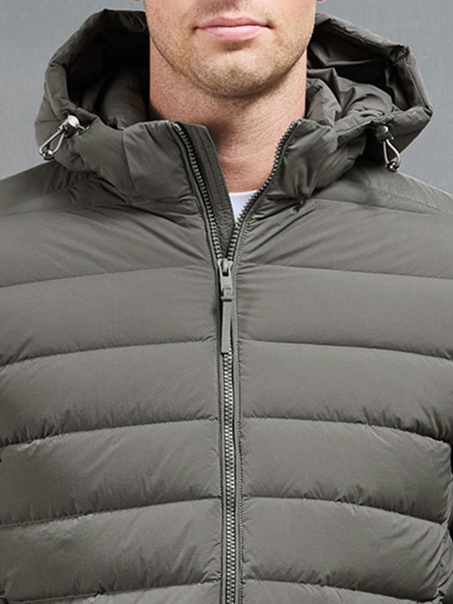 Short Technical Down Jacket in Olive