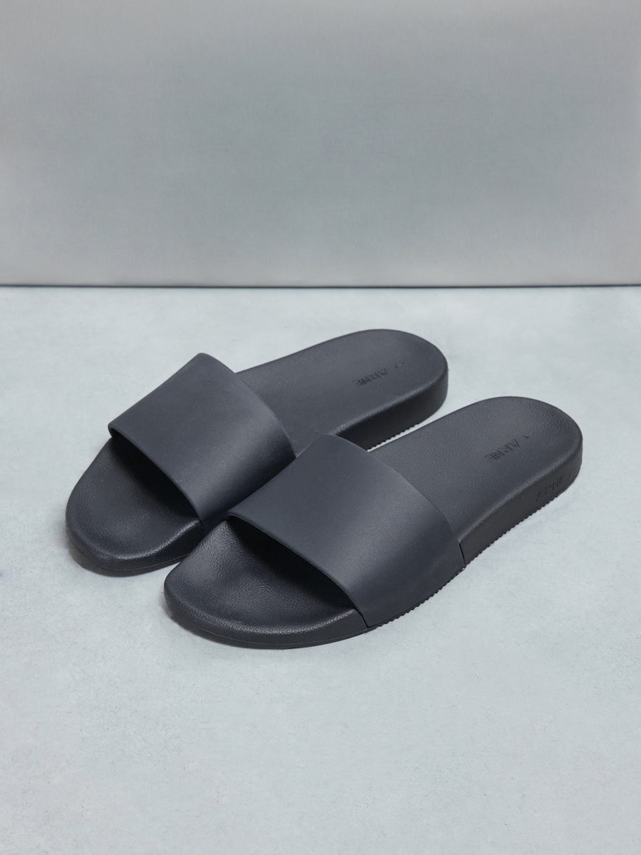 Essential Slides in Black