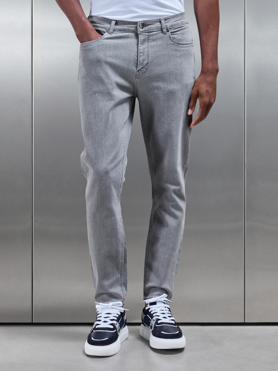 Slim Fit Denim Jeans in Solid Grey