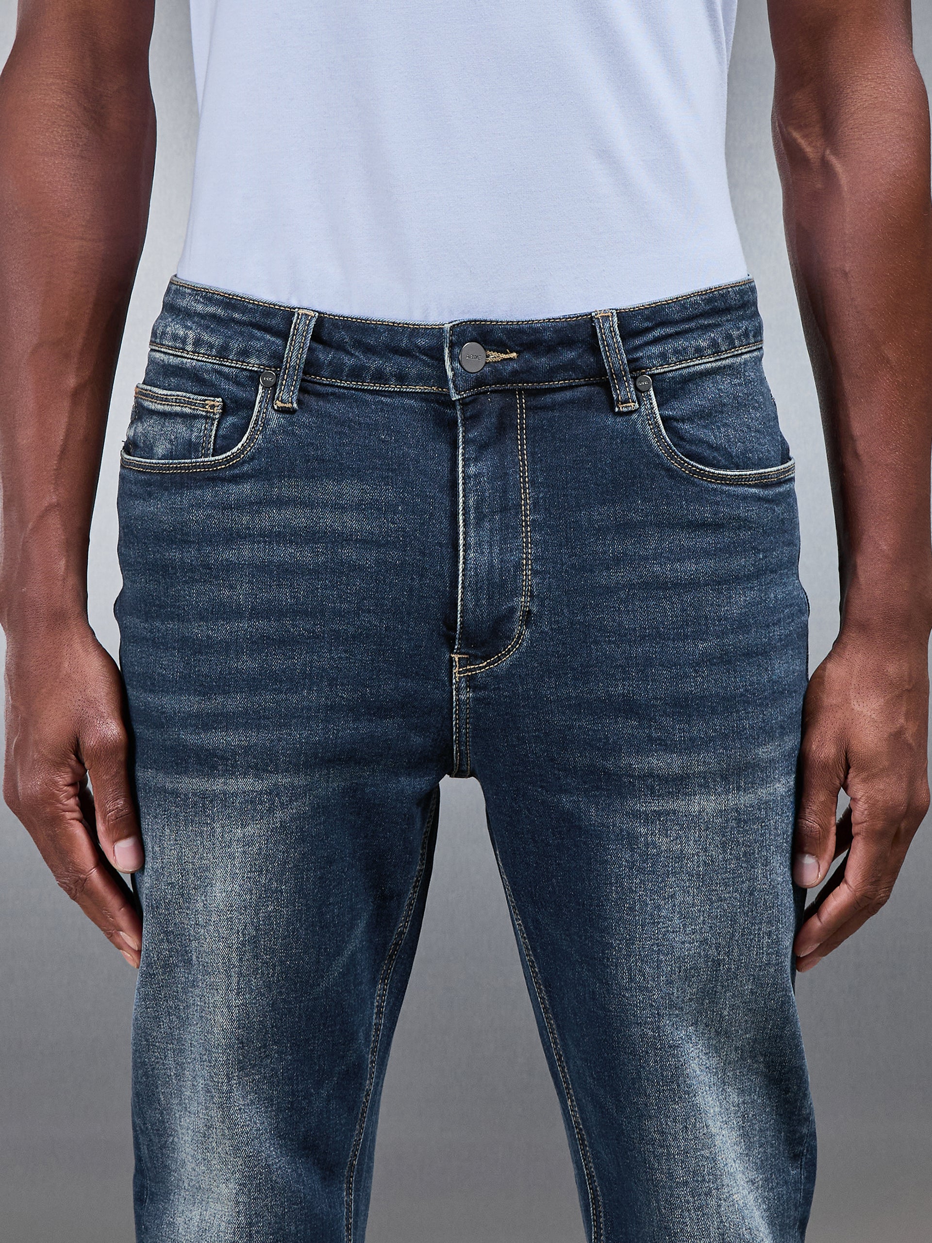 Slim Fit Denim Jeans in Vintage Blue