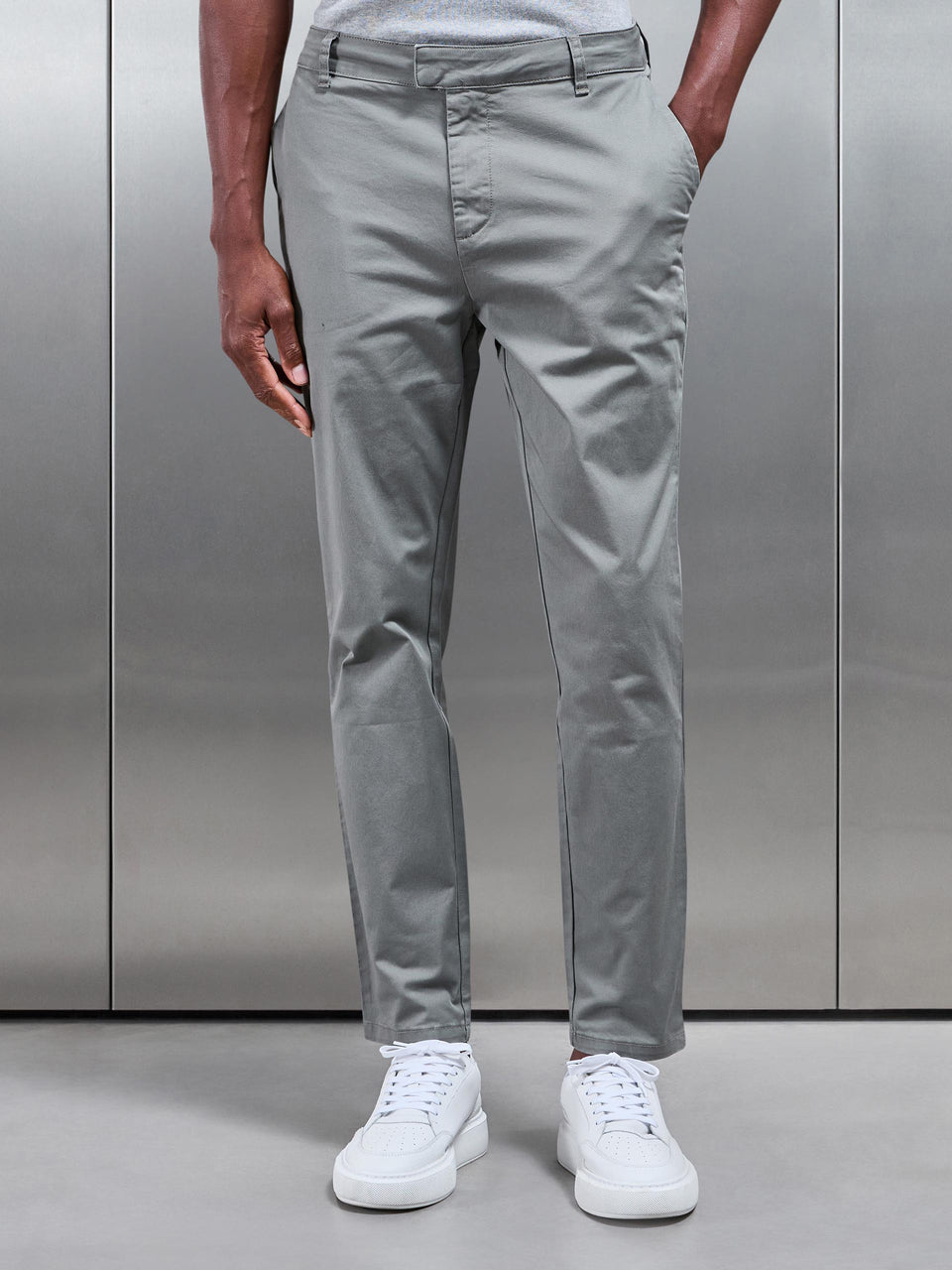 Slim Fit Tailored Chino Trouser in Olive