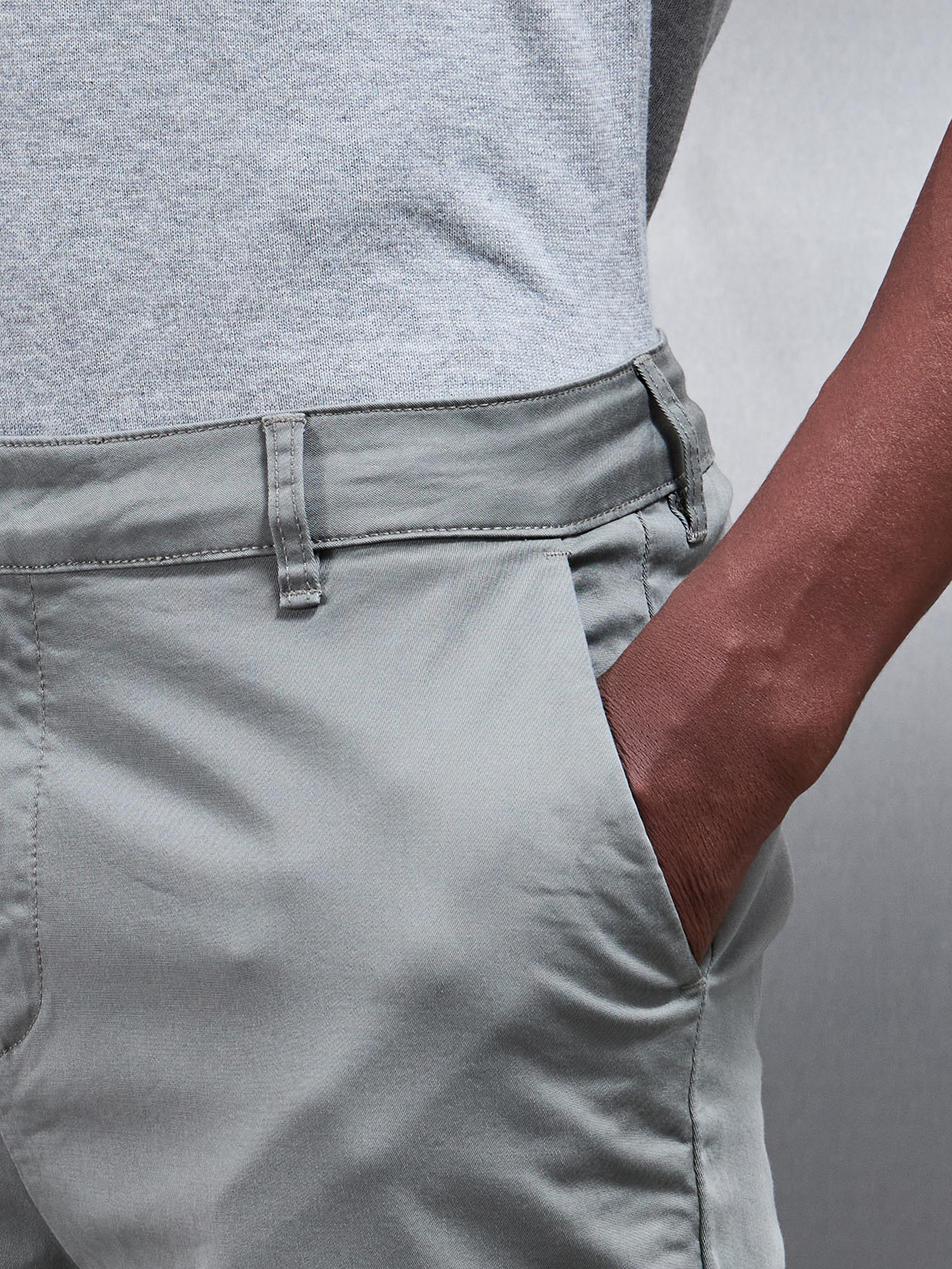 Slim Fit Tailored Chino Trouser in Olive