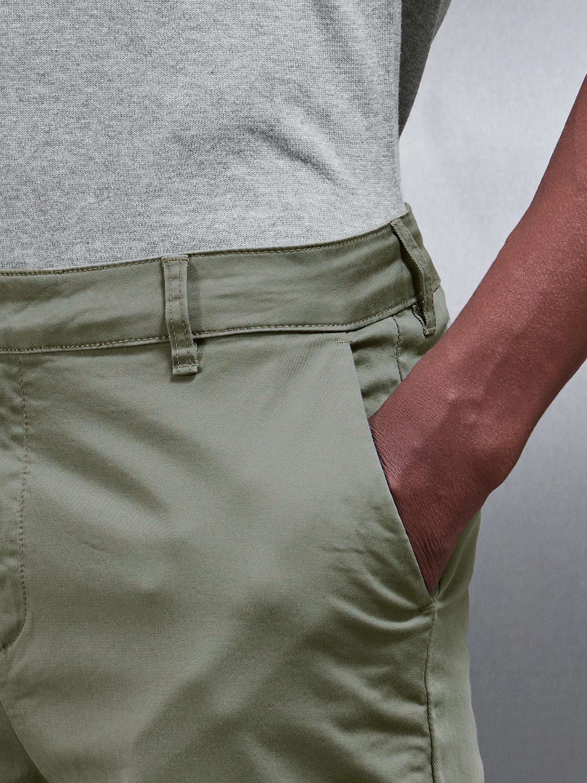 Slim Fit Tailored Chino Trouser in Olive