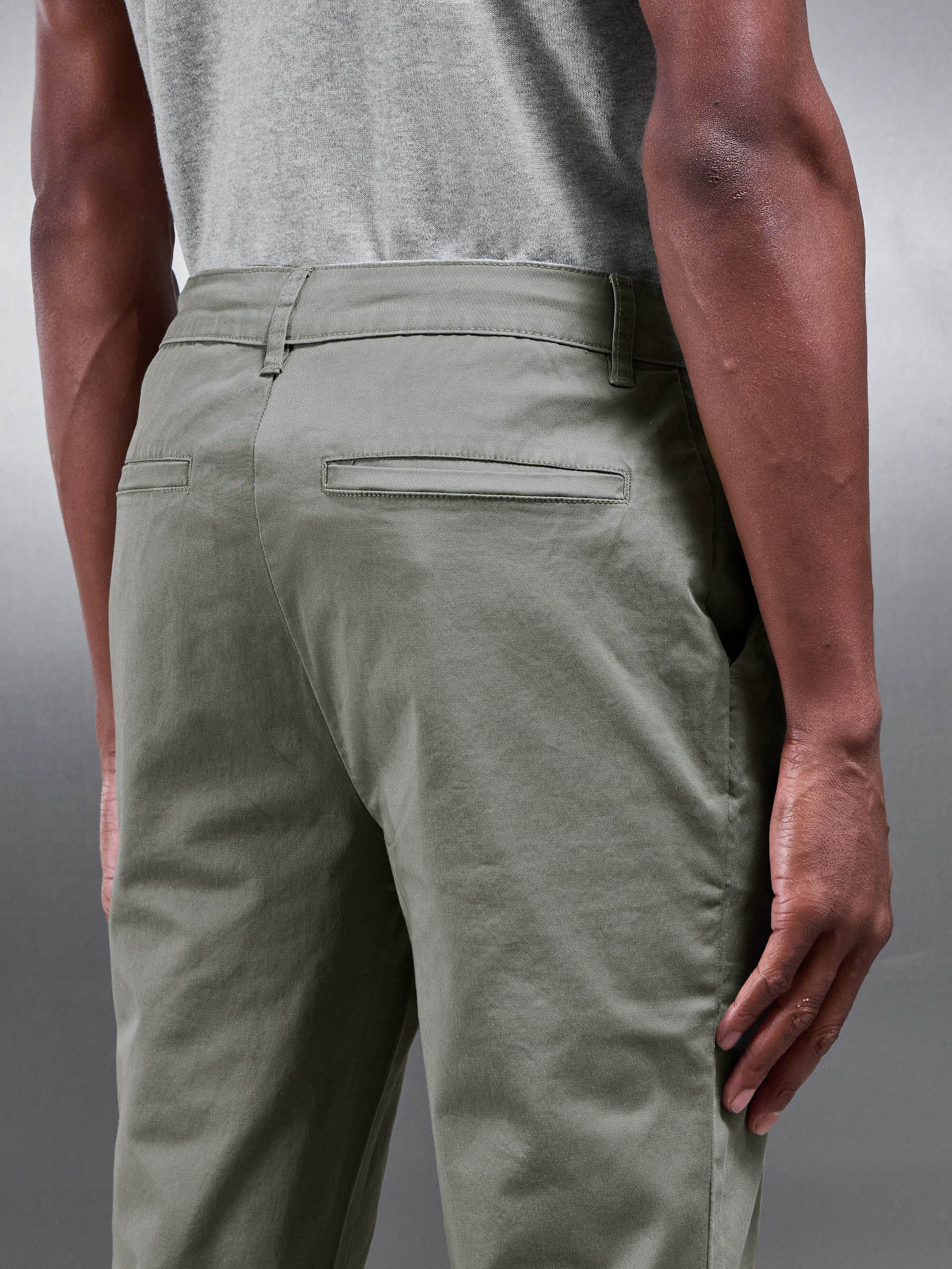Slim Fit Tailored Chino Trouser in Olive
