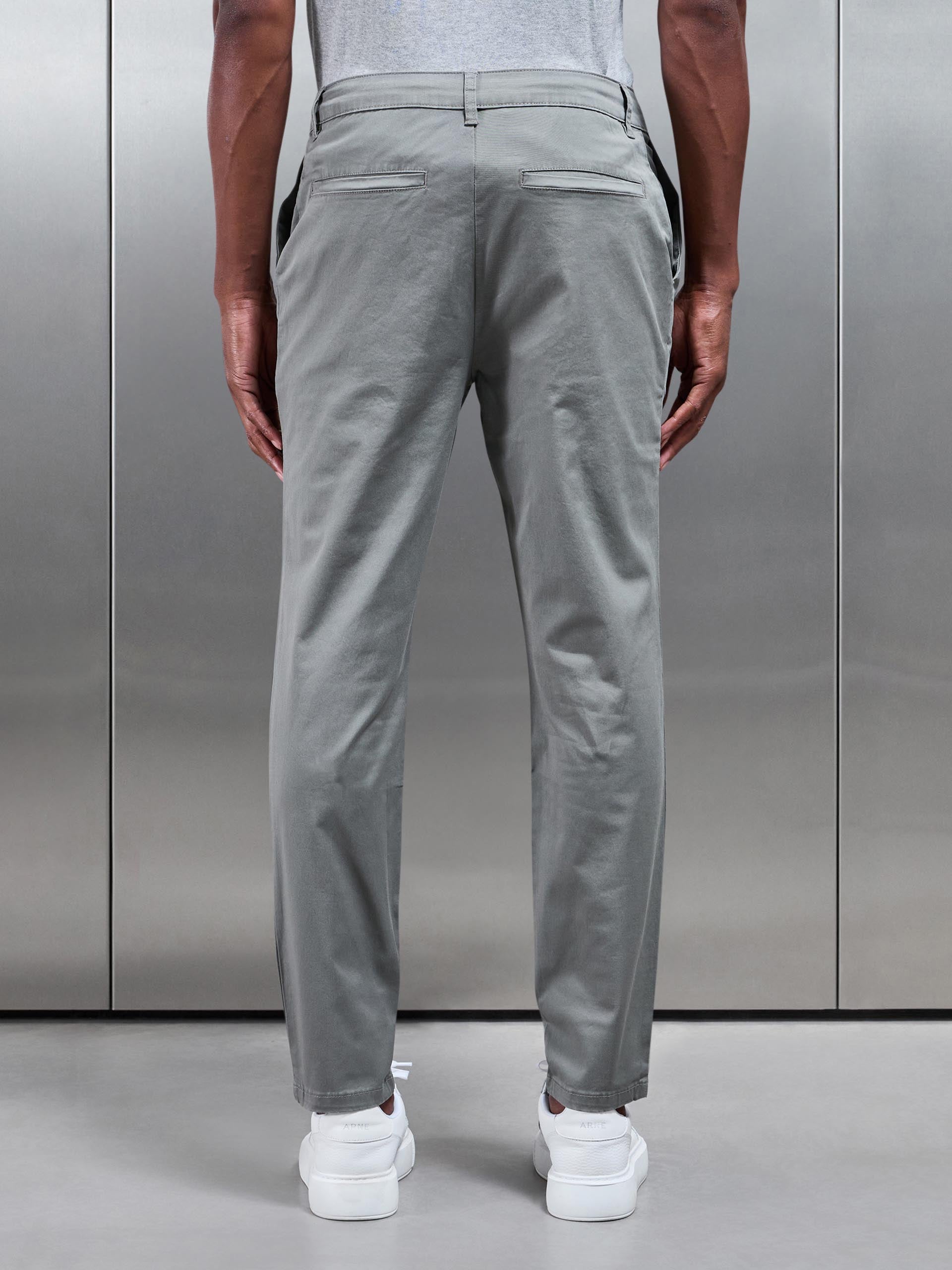 Slim Fit Tailored Chino Trouser in Olive