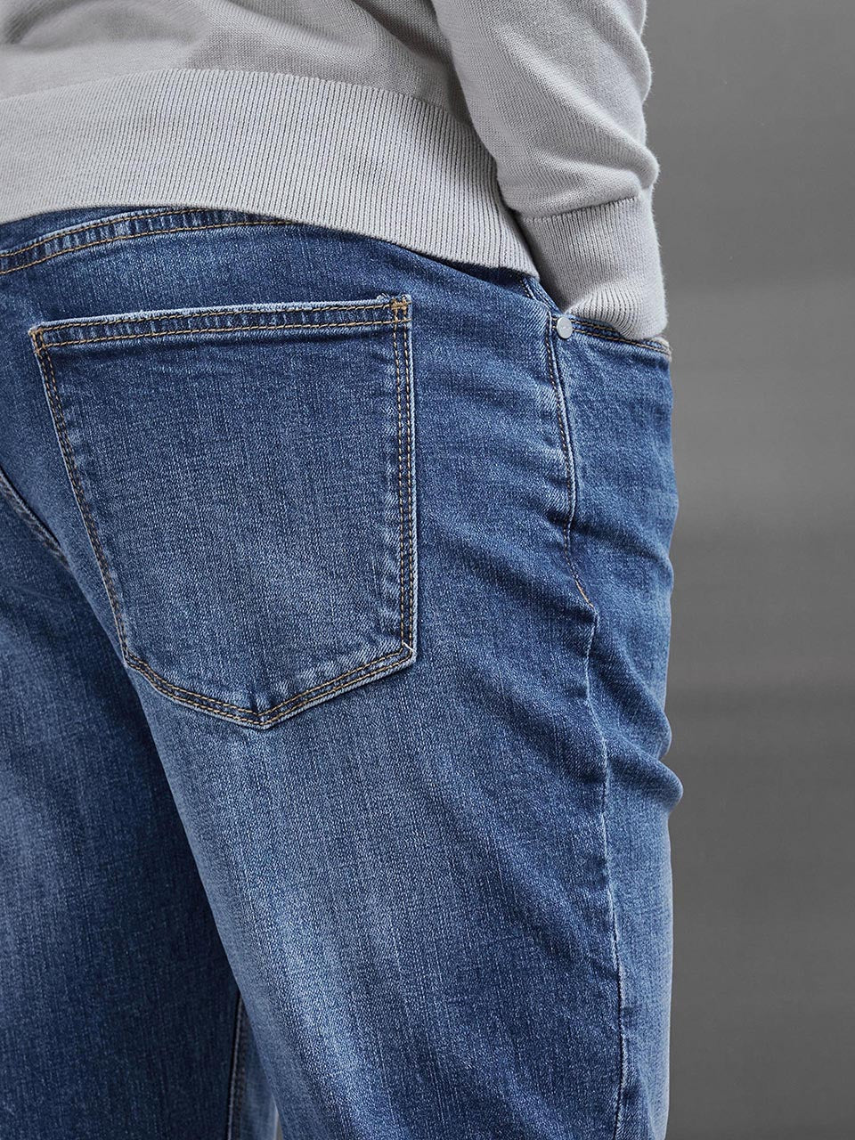 Slim Fit Denim Jeans in Mid Blue