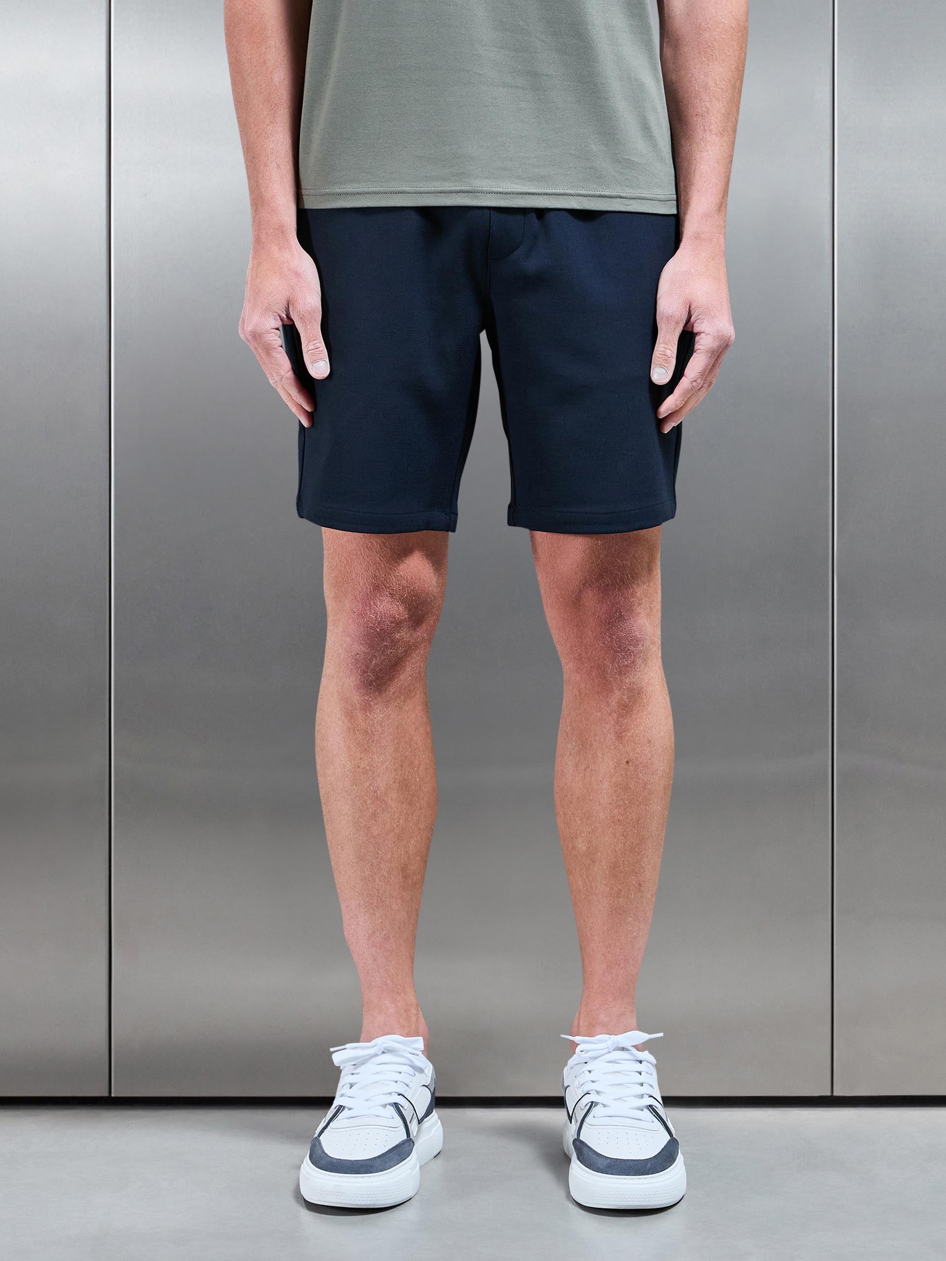 Smart Casual Short in Navy