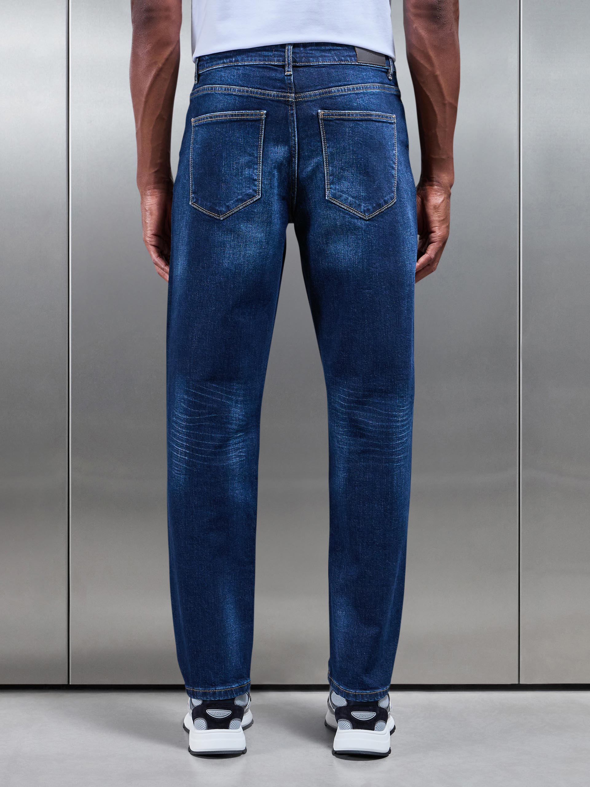 Straight Leg Denim Jeans in Dark Wash