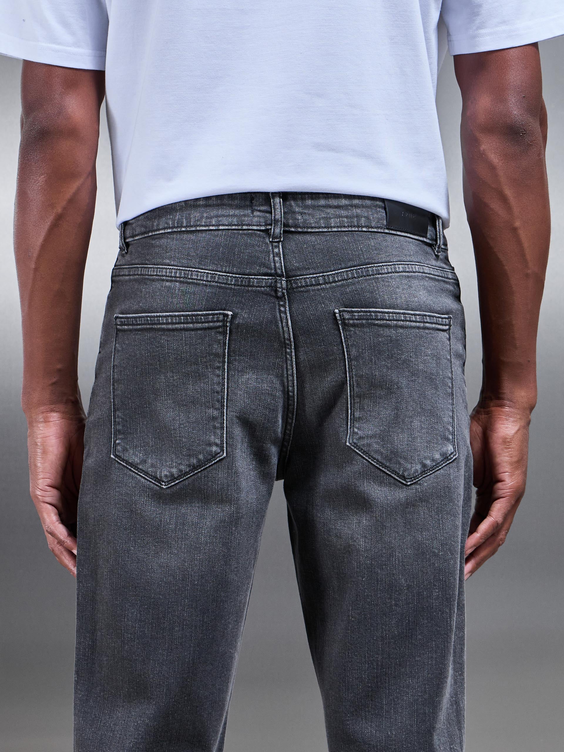 Straight Leg Denim Jeans in Grey Wash