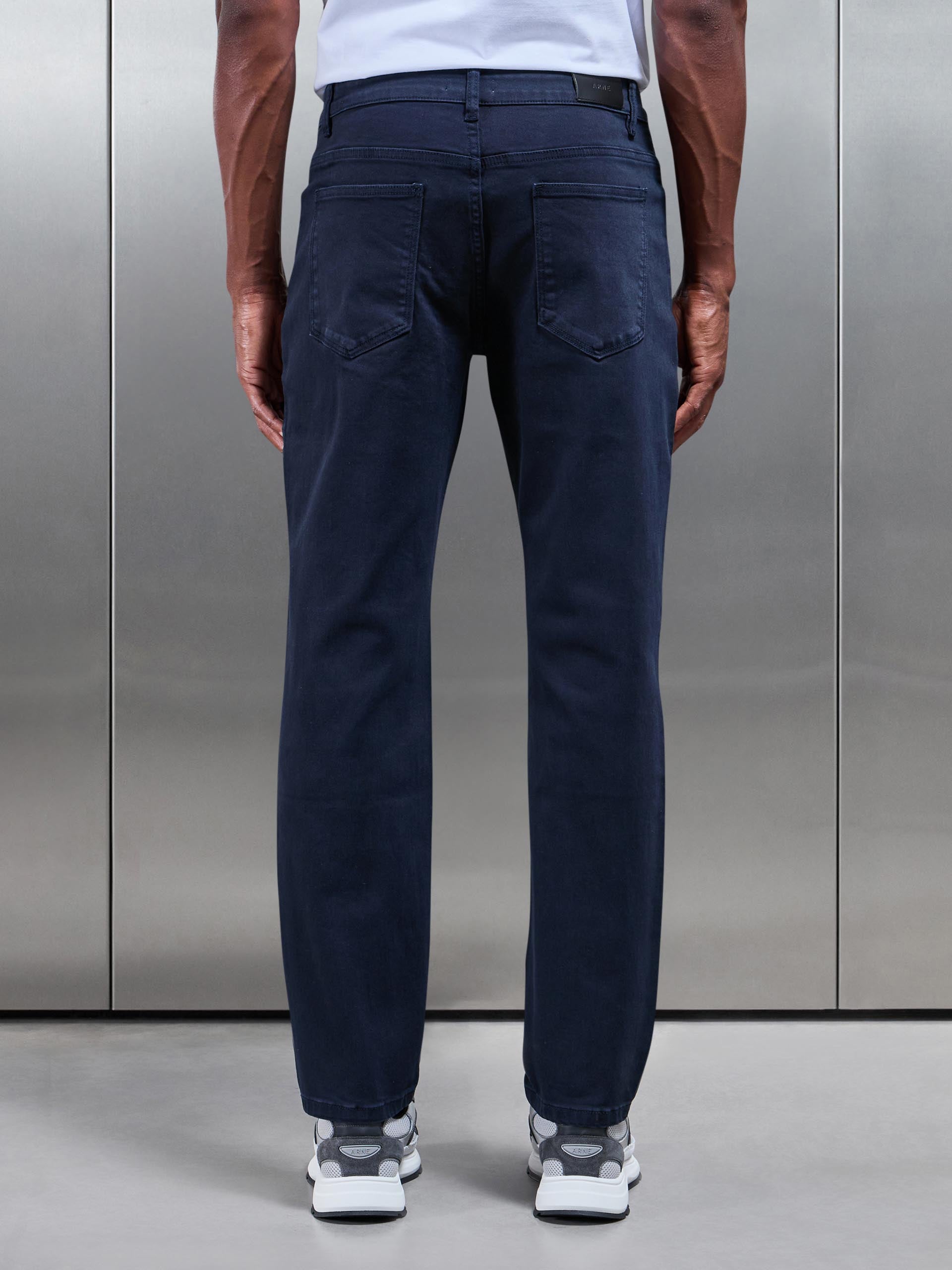 Straight Leg Denim Jeans in Navy