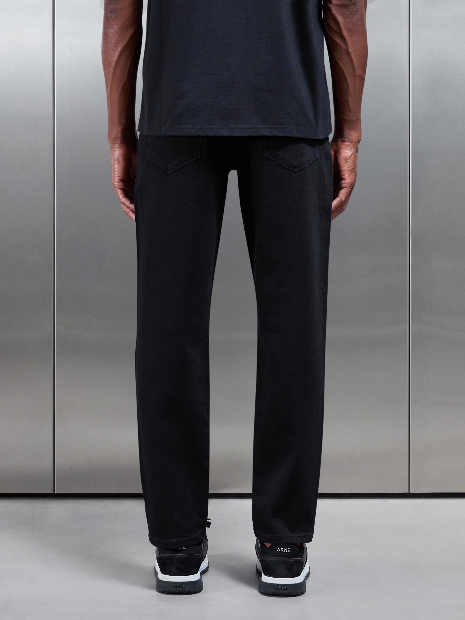 Straight Leg Denim Jeans in Solid Black