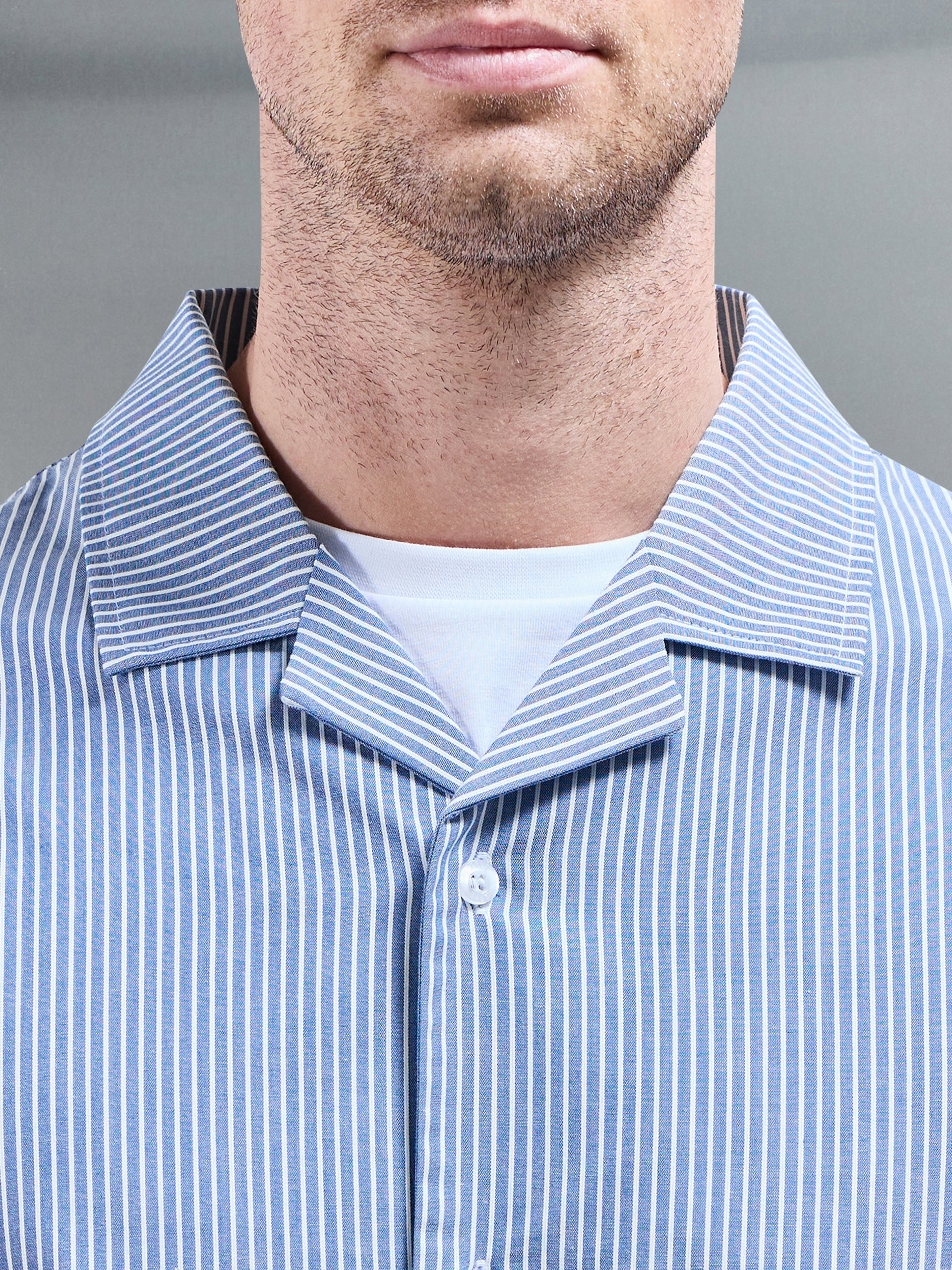 Stripe Short Sleeve Revere Collar Shirt in Blue