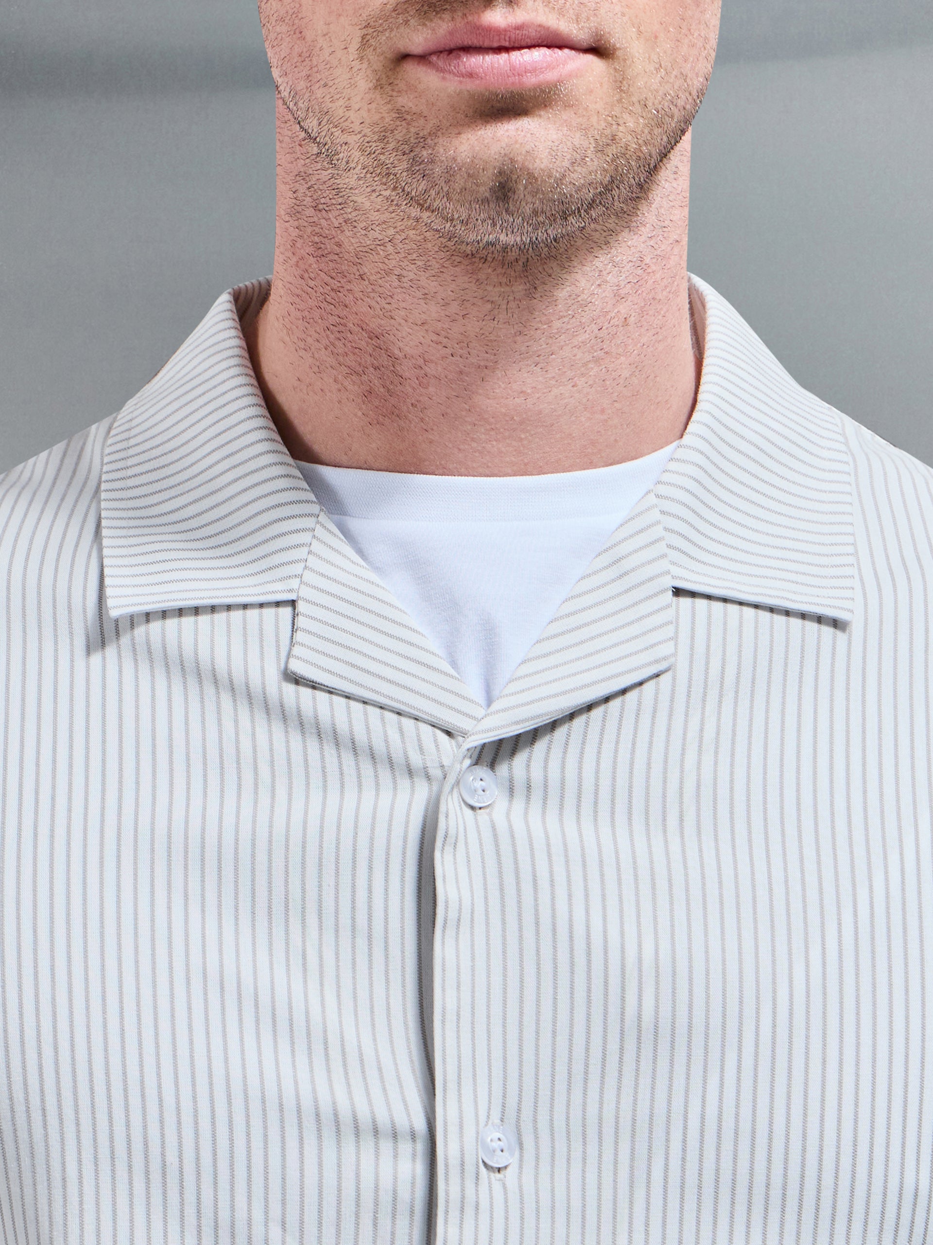 Stripe Short Sleeve Revere Collar Shirt in White