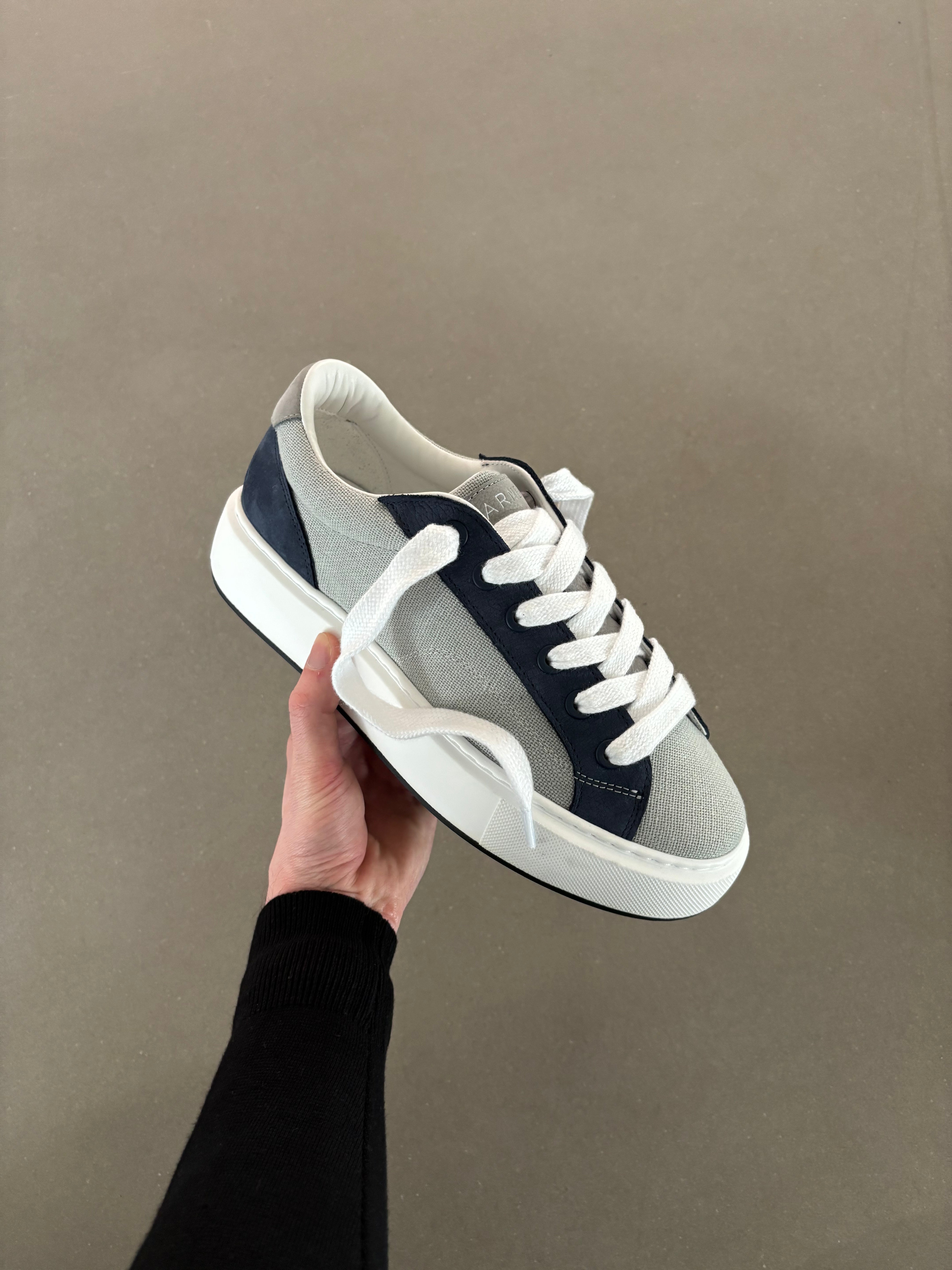 Studio Trainer in Air Force Blue