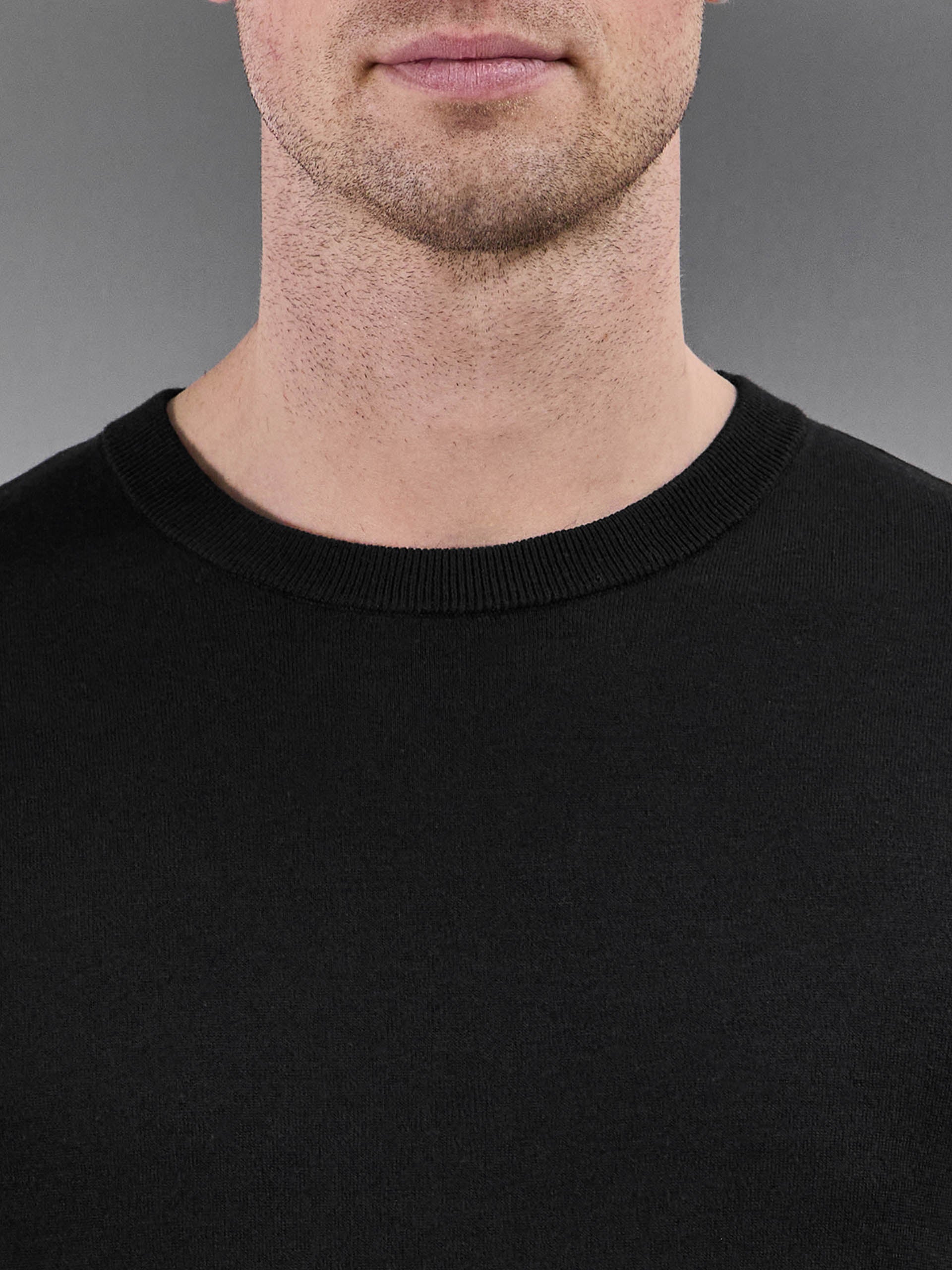 Summer Cotton Knitted T-Shirt in Black