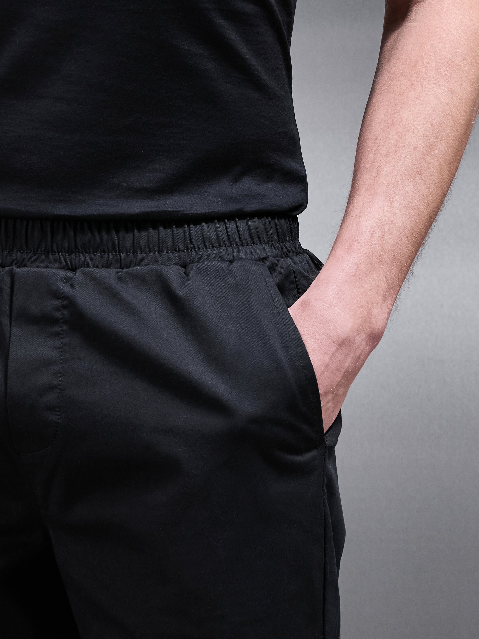 Tailored Chino Drawstring Short in Black