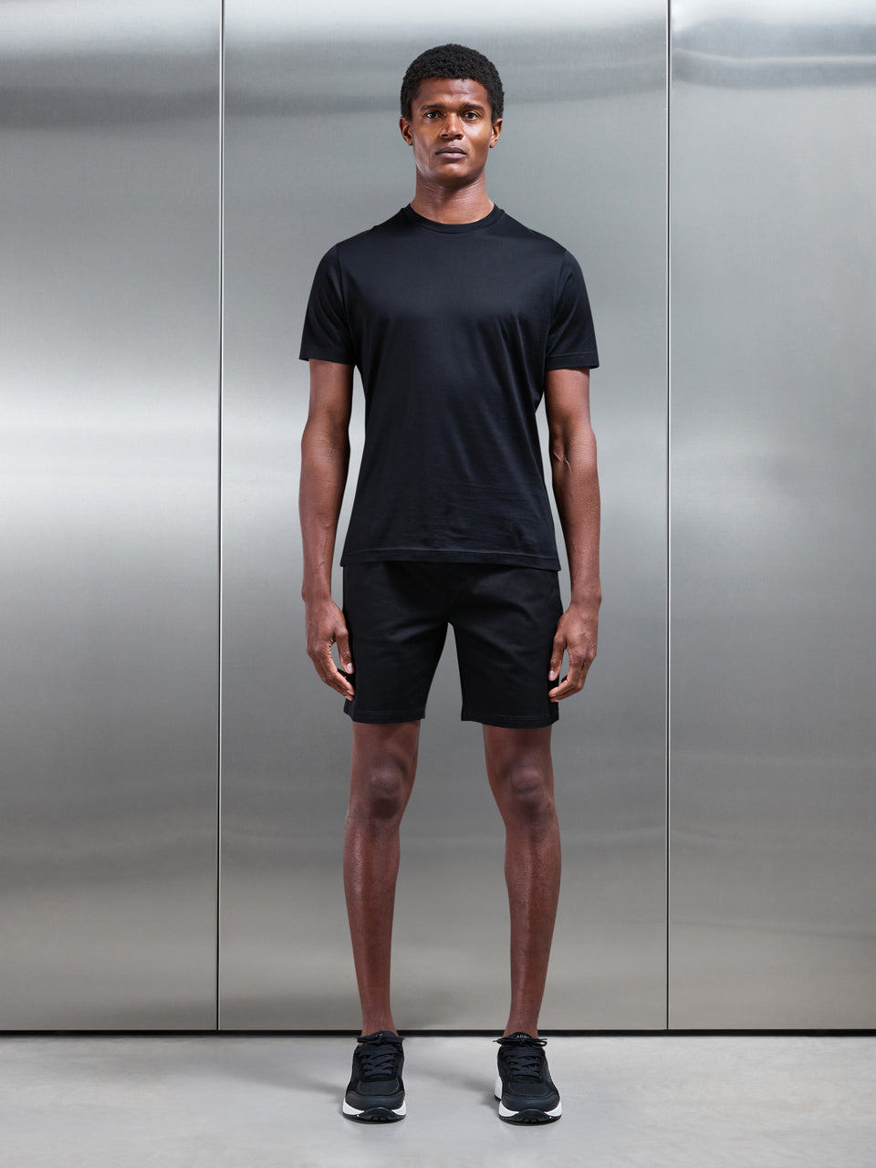 Tailored Chino Drawstring Short in Black