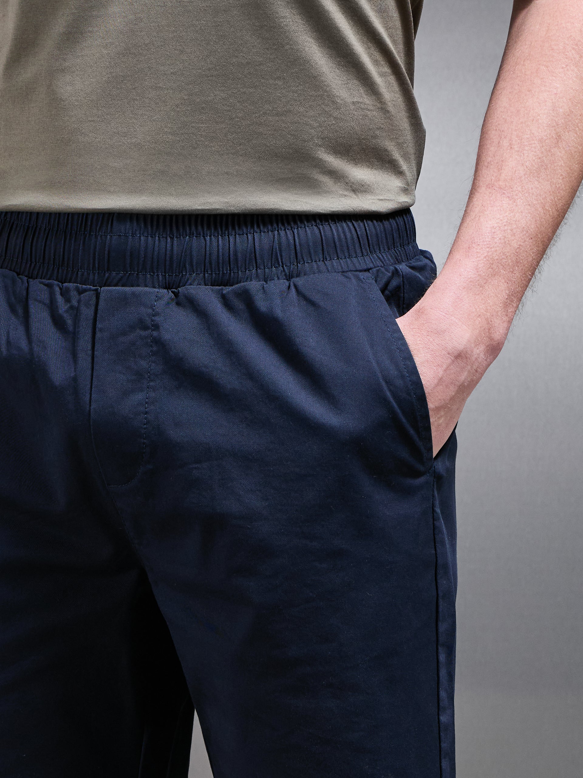 Tailored Chino Drawstring Short in Navy