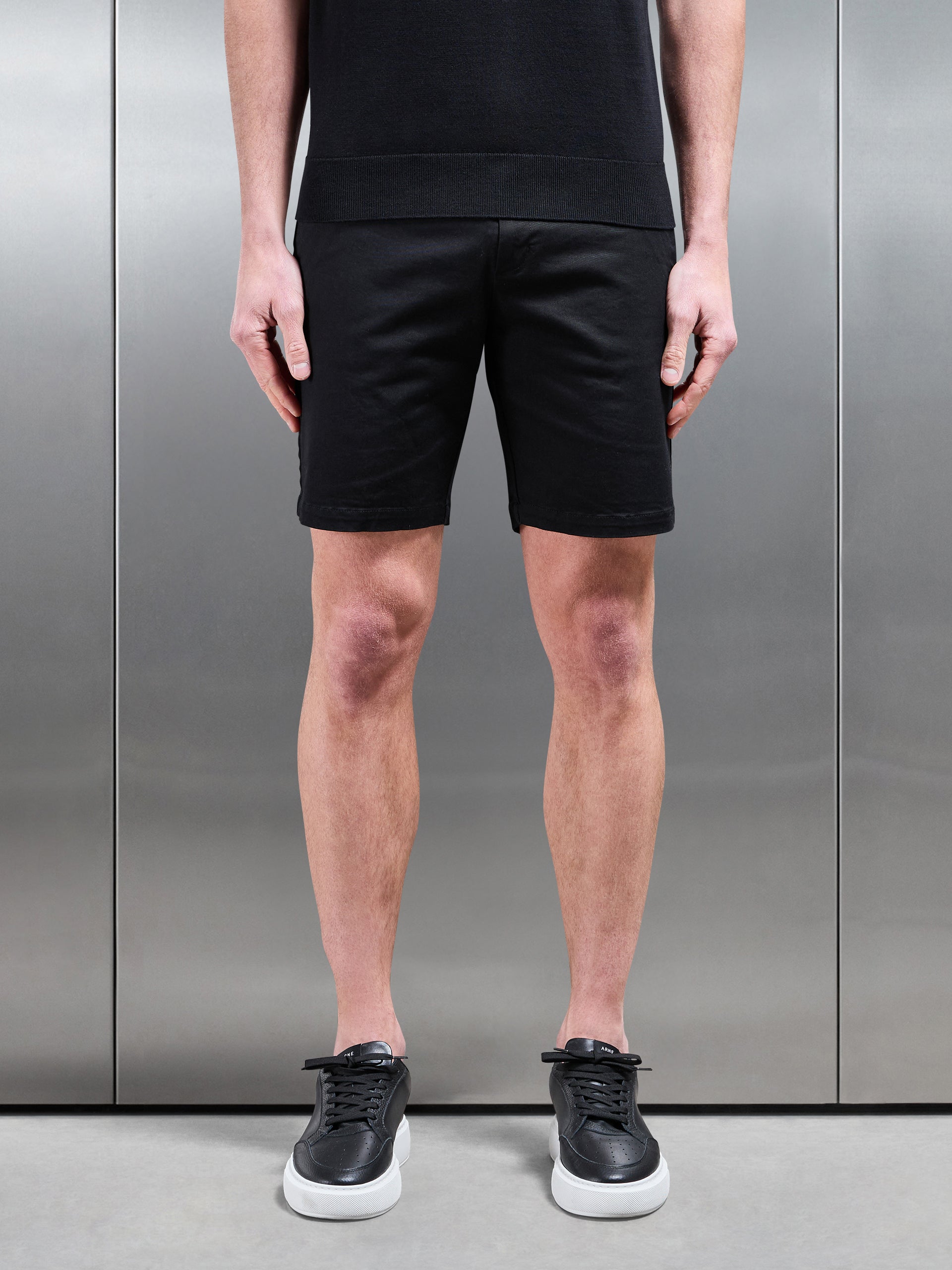 Tailored Chino Short in Black