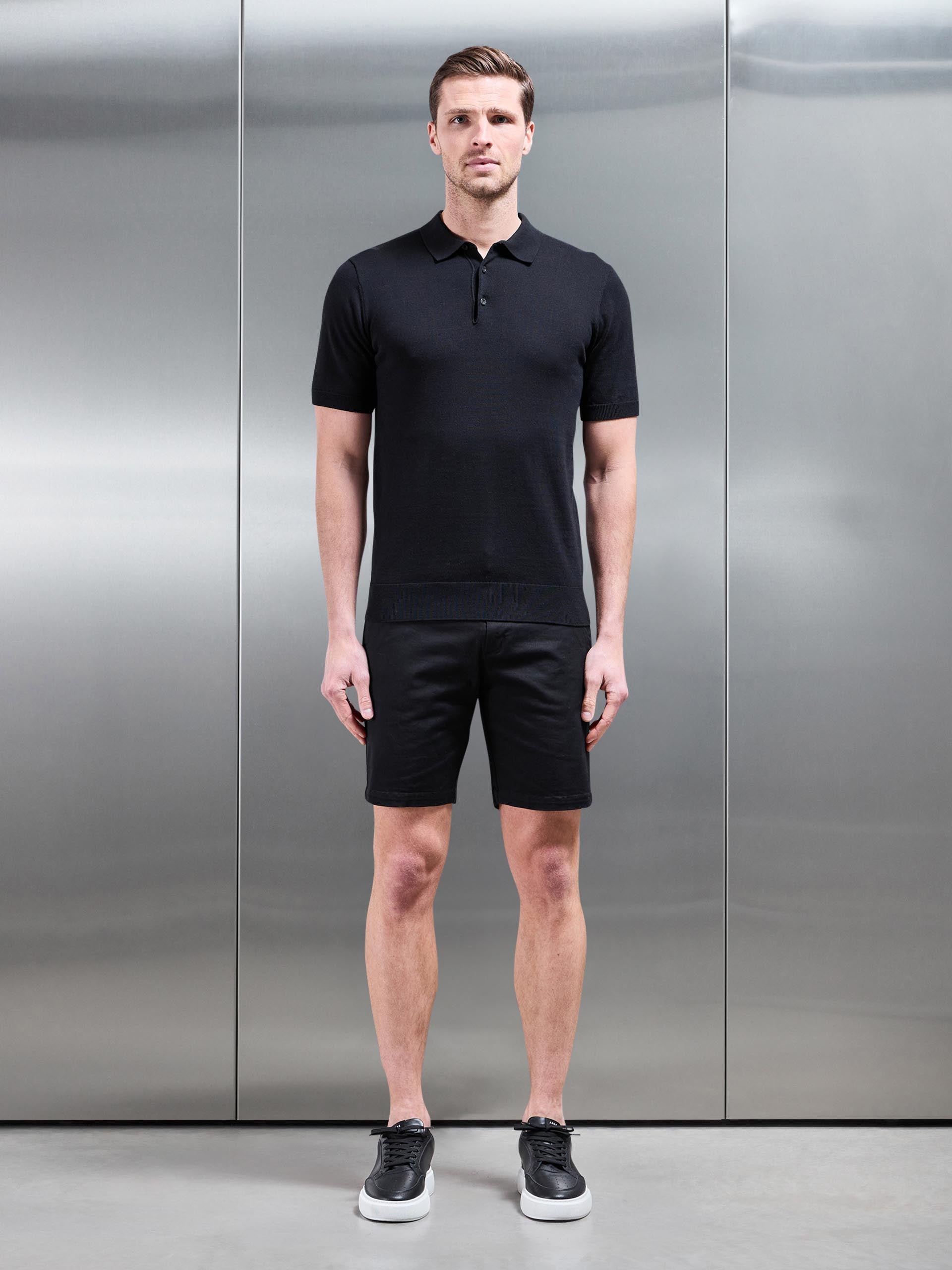 Tailored Chino Short in Black