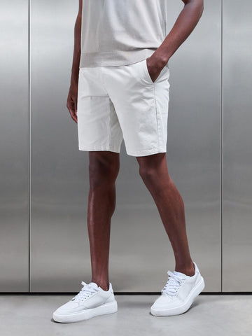 Tailored Chino Short in Off White