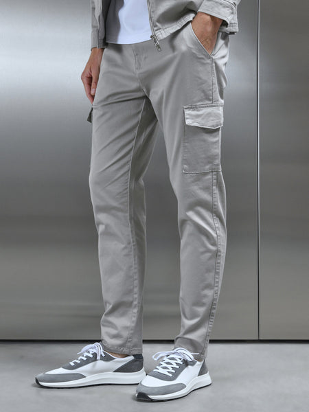 Tailored Cotton Cargo Pant in Stone