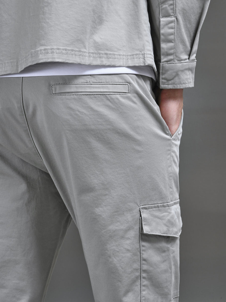 Tailored Cotton Cargo Pant in Stone