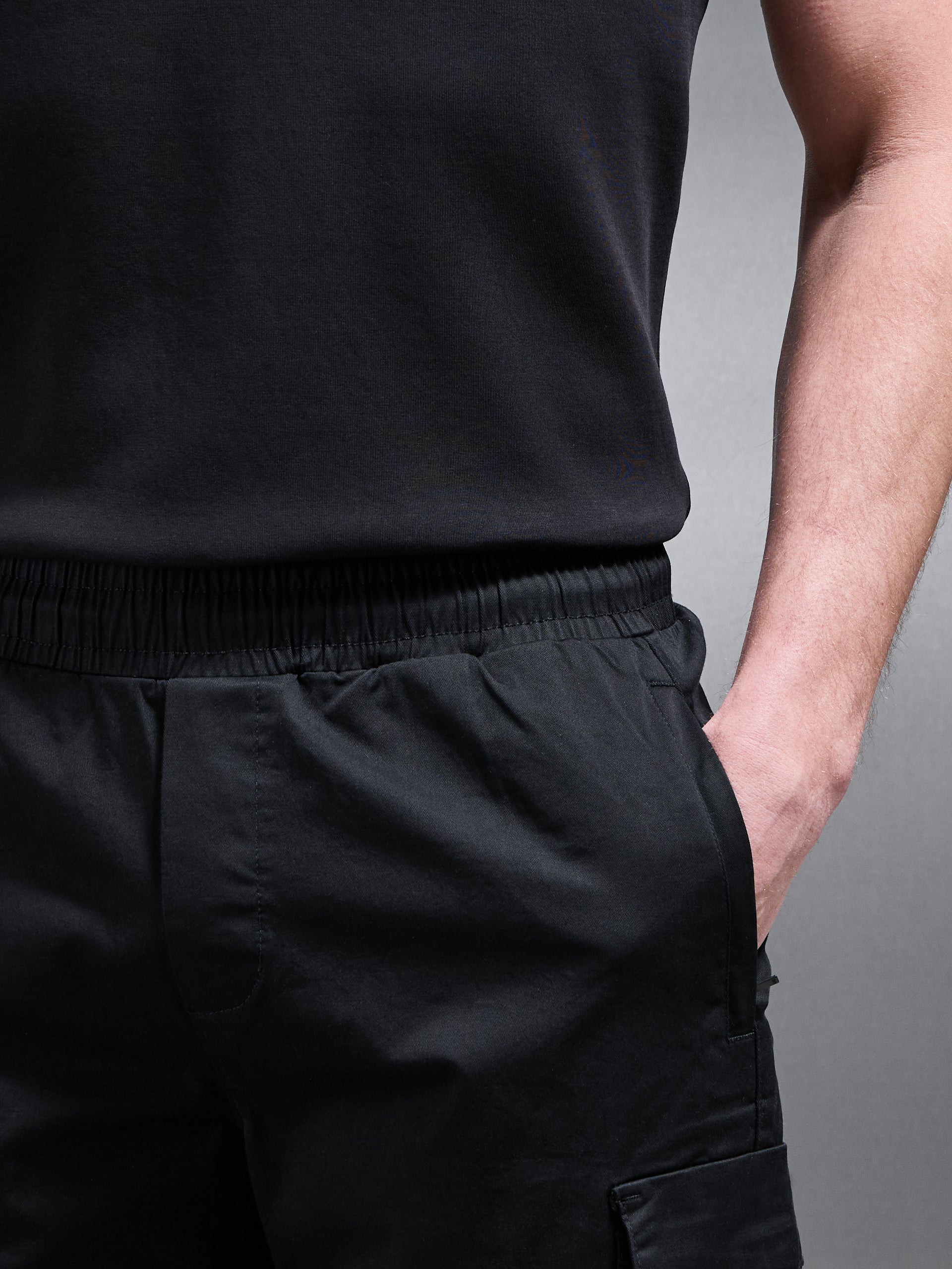 Tailored Drawstring Cargo Short in Black