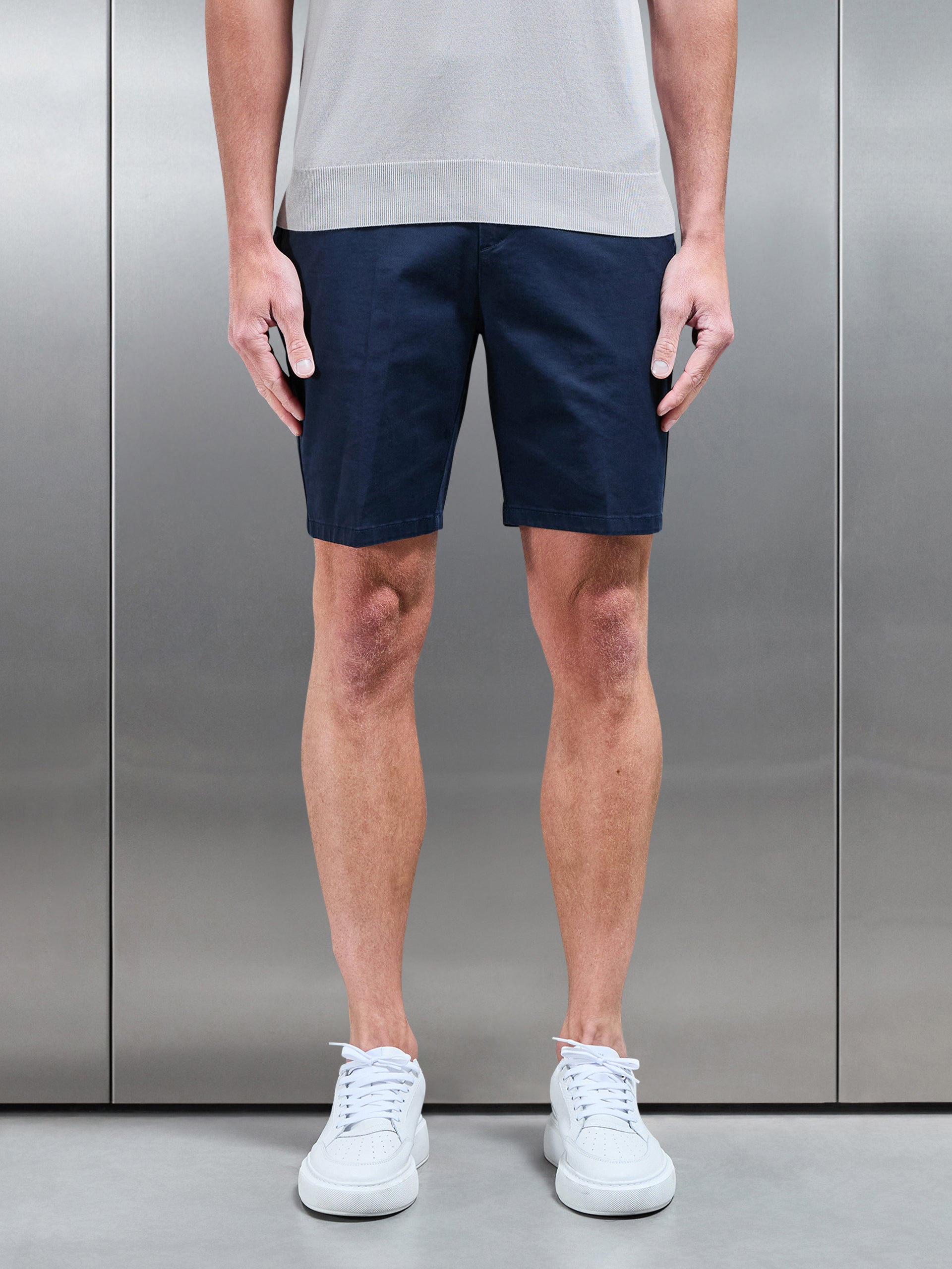 Tailored Side Adjuster Chino Short in Navy