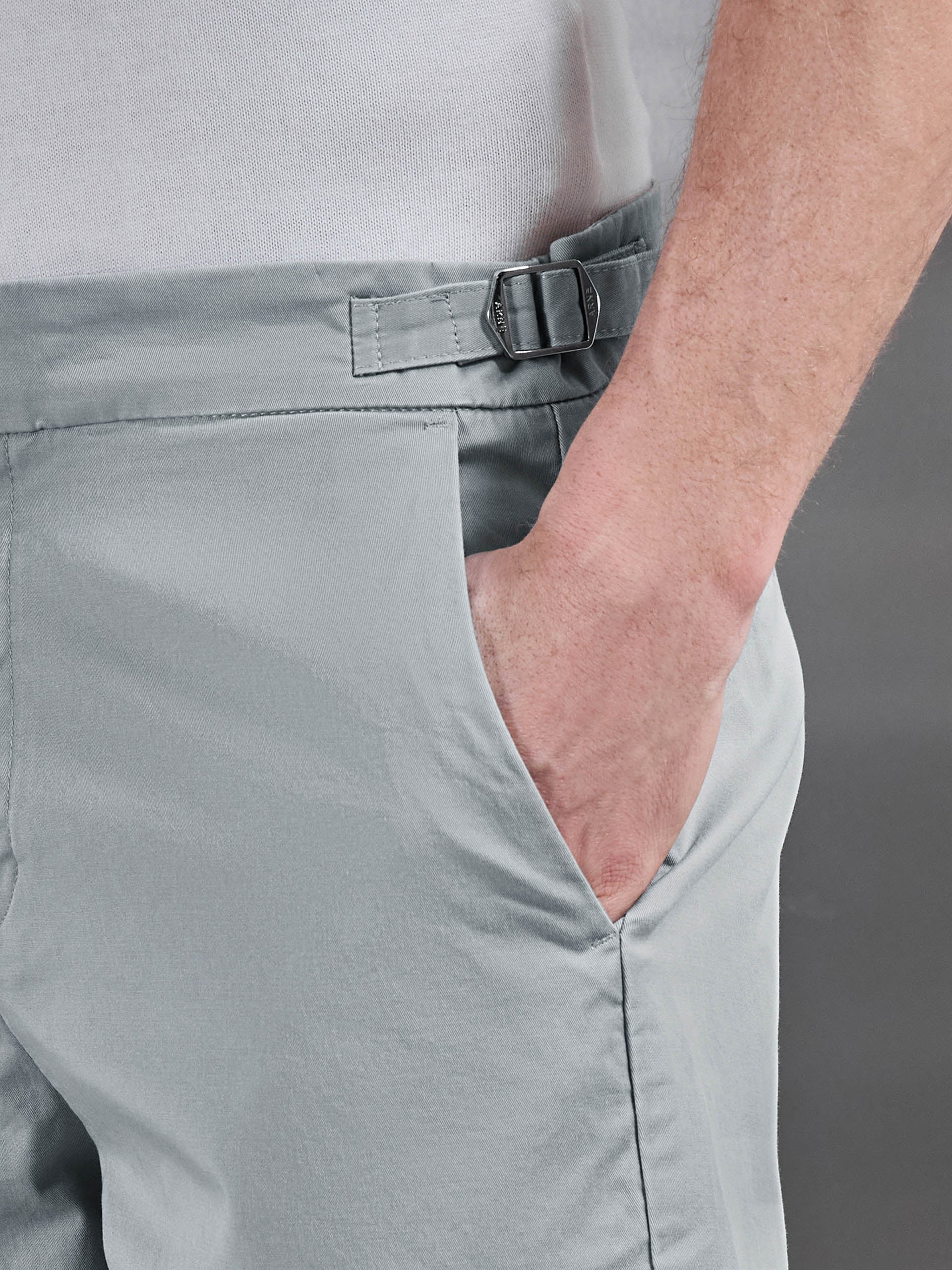 Tailored Side Adjuster Chino Short in Stone