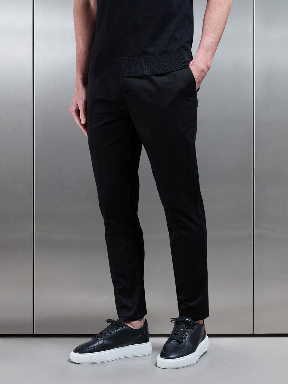 Tailored Side Adjuster Chino Trouser in Black