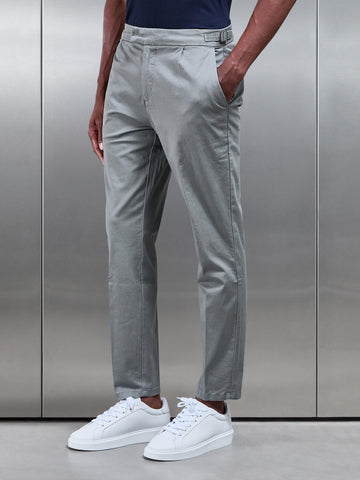 Tailored Side Adjuster Chino Trouser in Olive