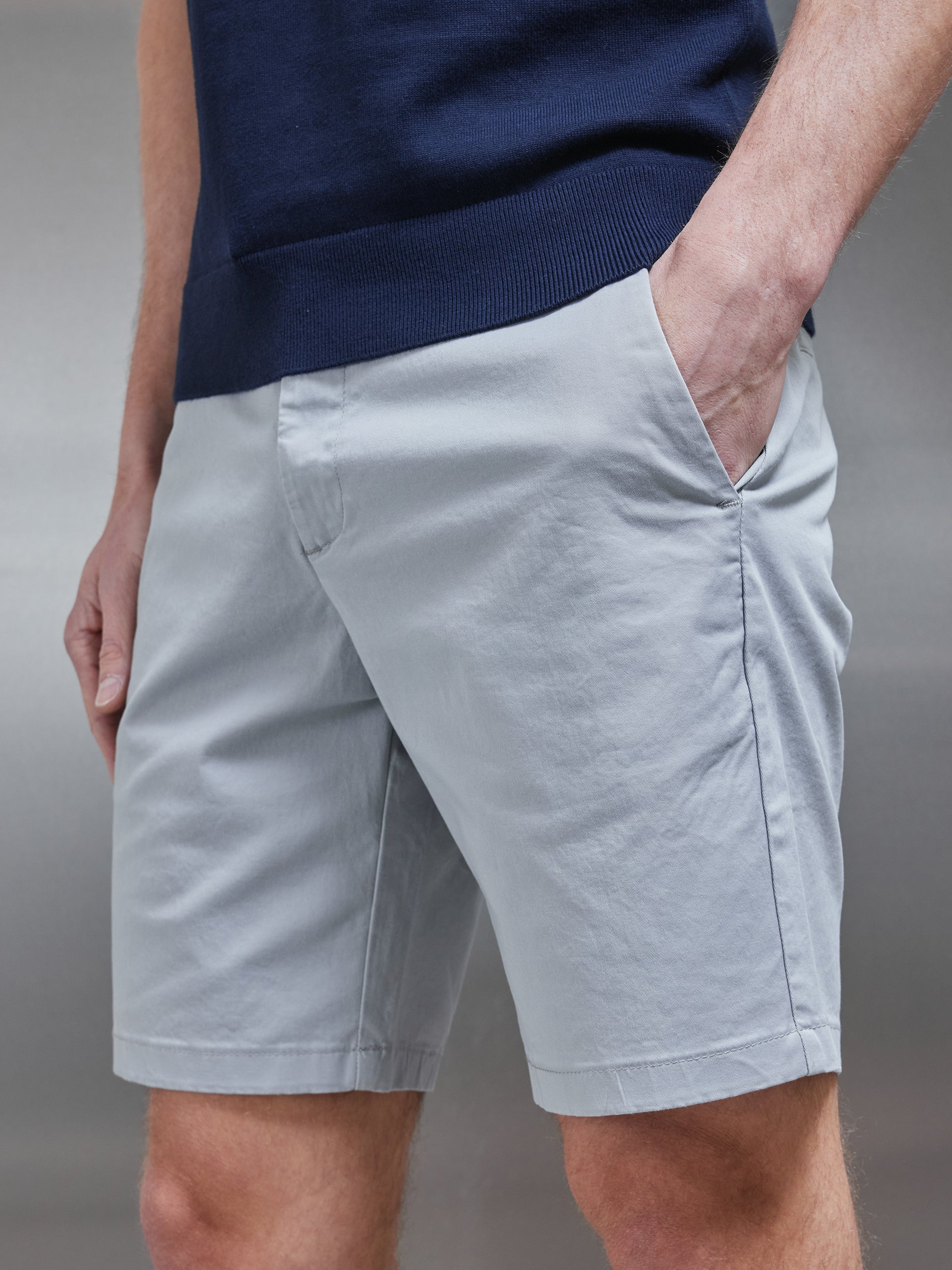 Tailored Chino Short in Mid Grey