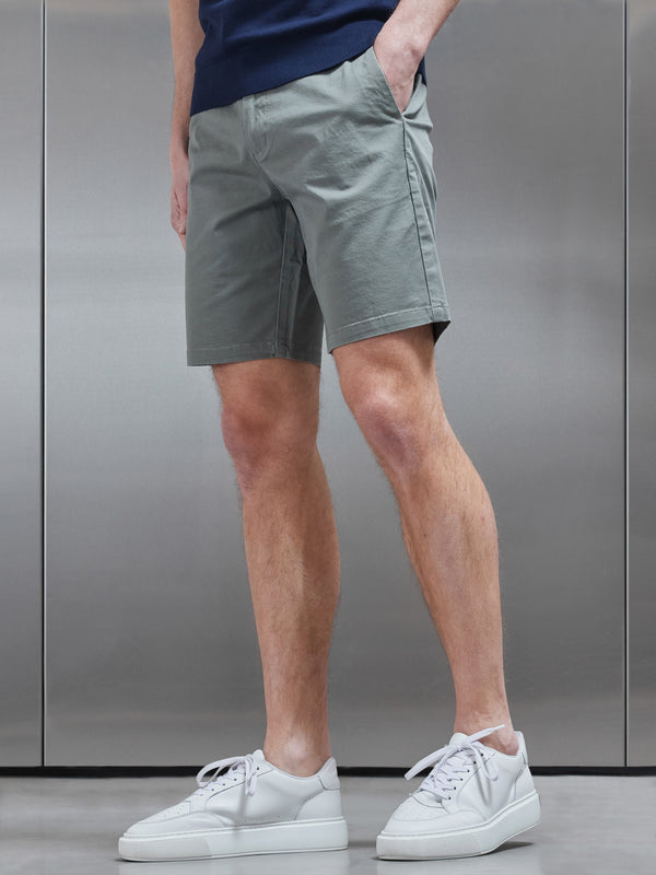 Tailored Chino Short in Olive