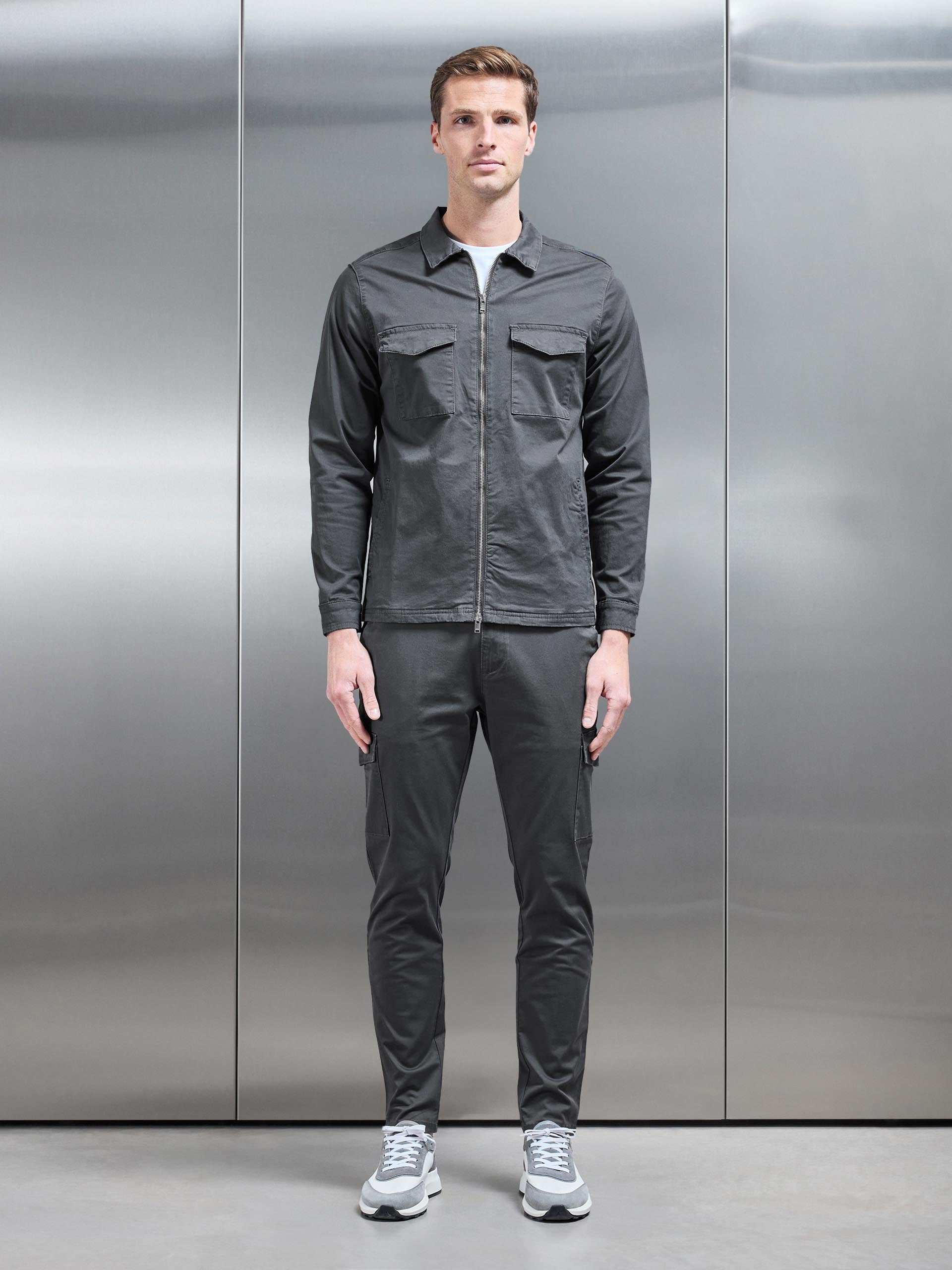 Tailored Cotton Cargo Pant in Grey