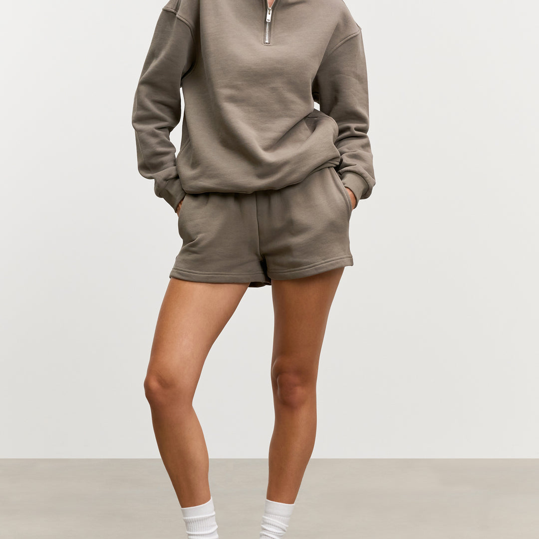 Womens Relaxed Jersey Short in Taupe